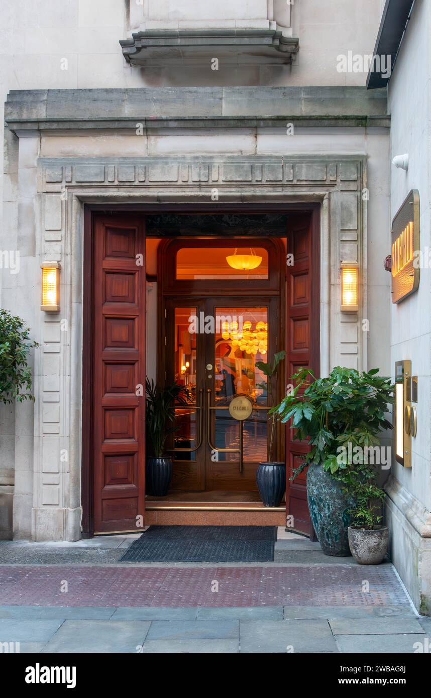 San Carol, an elegant Italian restaurant on Castle Street in Liverpool Stock Photo