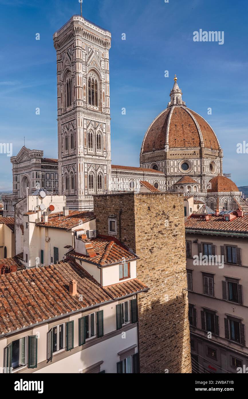 Florence cathedral brunelleschis dome hi-res stock photography and ...