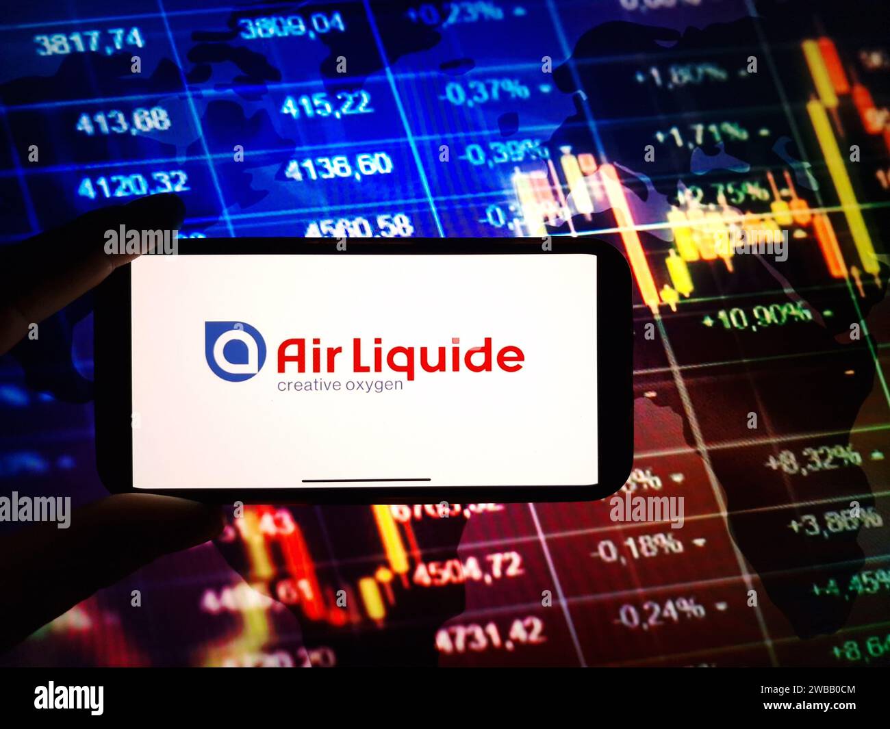 Konskie, Poland - January 07, 2024: Air Liquide company logo displayed on mobile phone screen Stock Photo