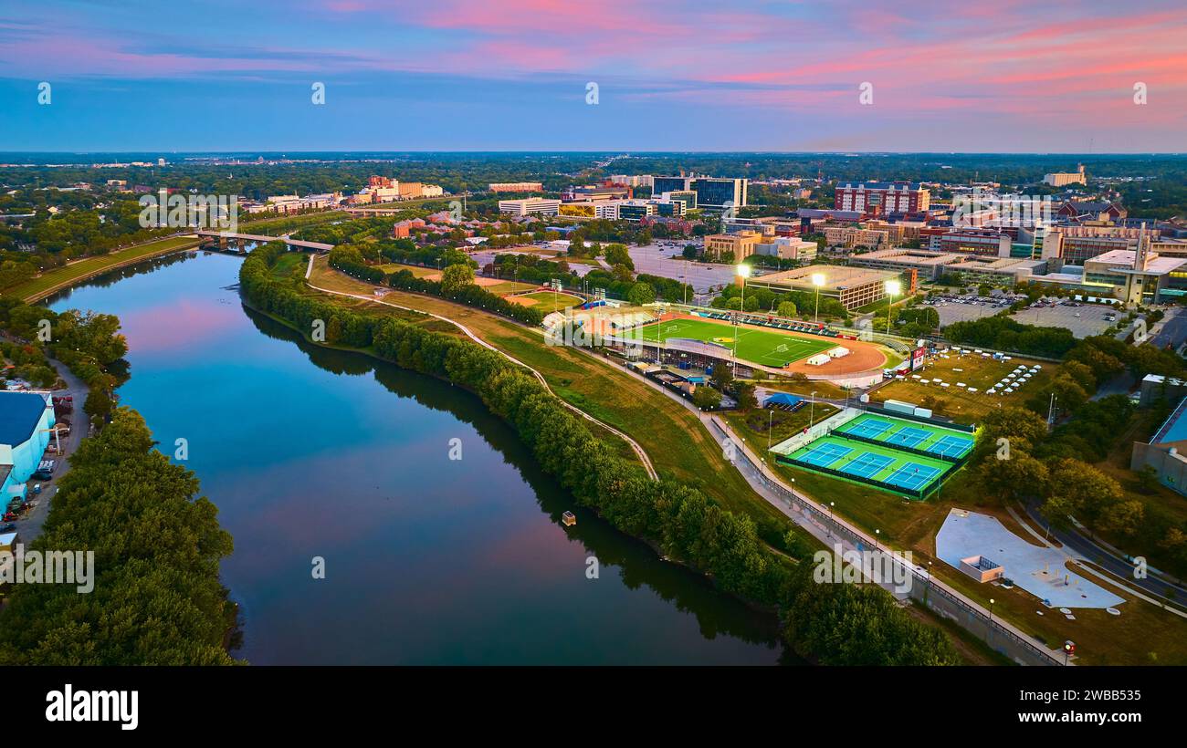 White riverfront complex hires stock photography and images Alamy