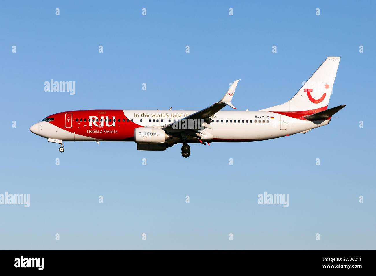 A TUI Boeing 737-800 sponsored by RUI, landing at Barcelona El Prat airport. RIU Hotels is a Spanish hotel chain founded in 1953 and owned by TUI until 2021. Now the RIU family is back to the full owner. It has nearly 100 hotels in 20 countries. Stock Photo