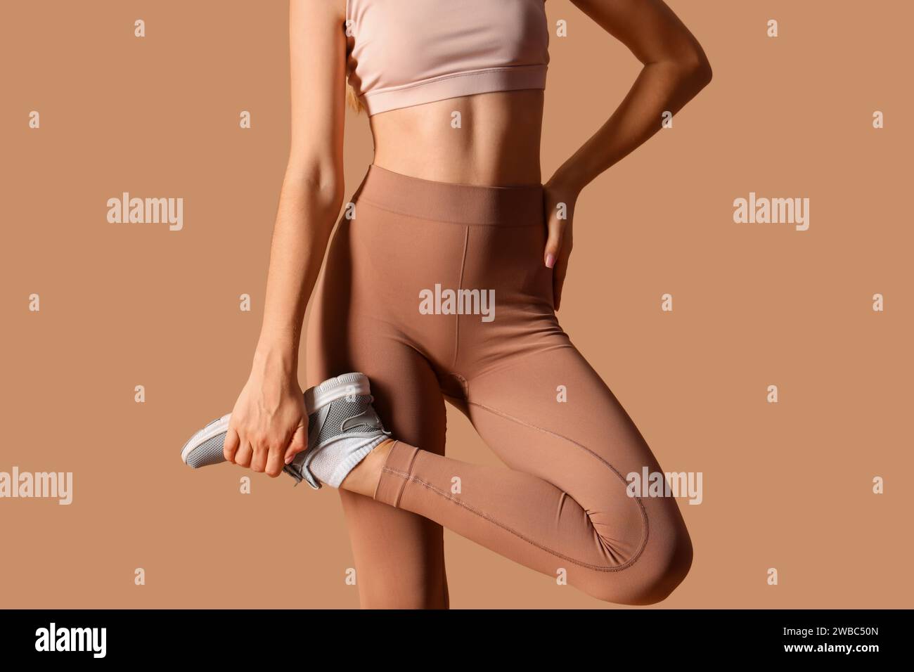 Beige sport bra hi-res stock photography and images - Alamy
