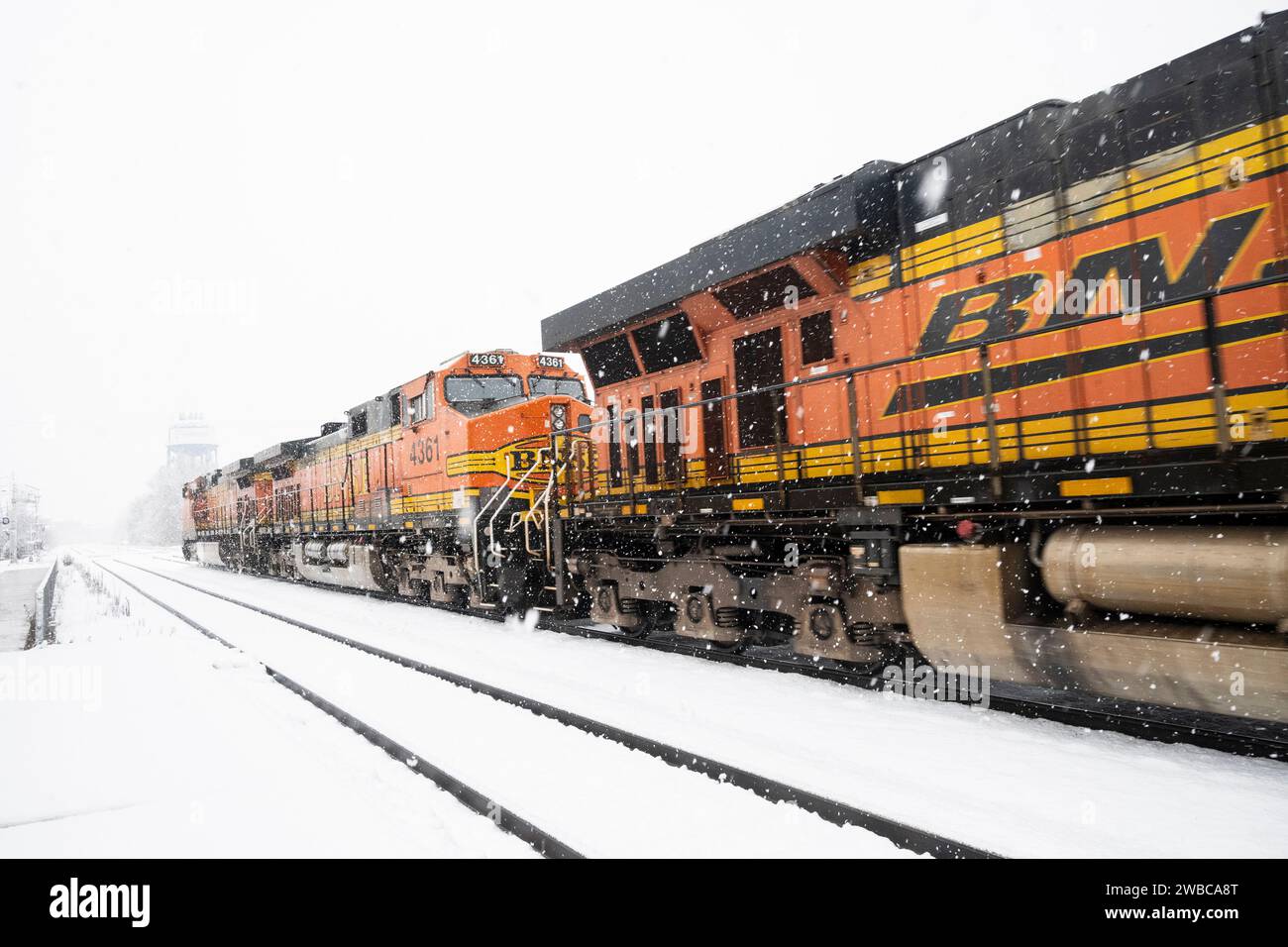 Chicago, USA. 9 January 2024. Chicago weather A freight train passes