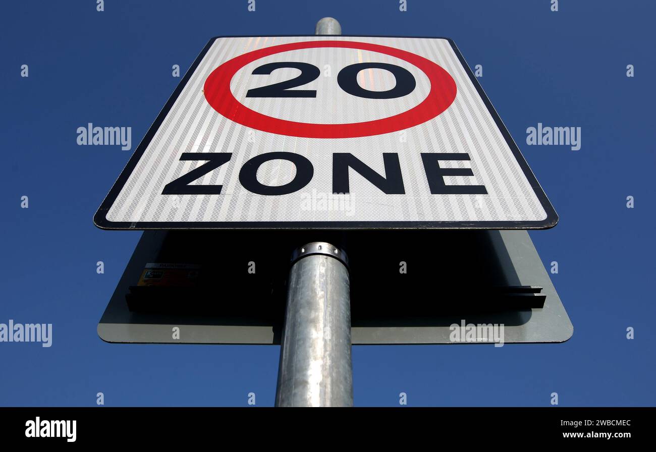 File photo dated 21/04/09 of a general view of a 20mph speed limit sign. London has the world's slowest city centre for drivers because of widespread 20mph speed limits, according to new analysis. Issue date: Wednesday January 10, 2024. Stock Photo