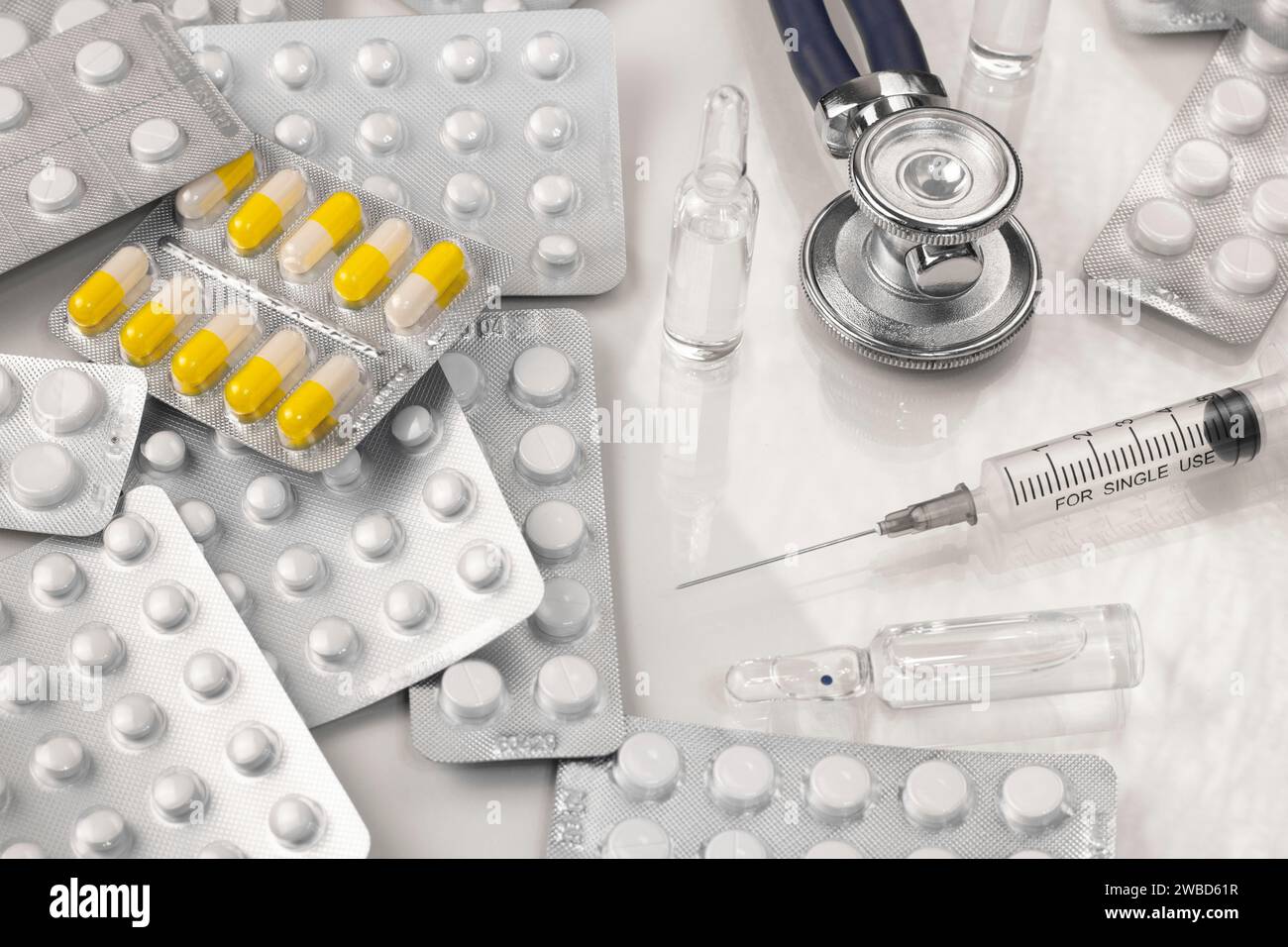 Medicines, antibiotics, antivirals and other tablets and pills for the