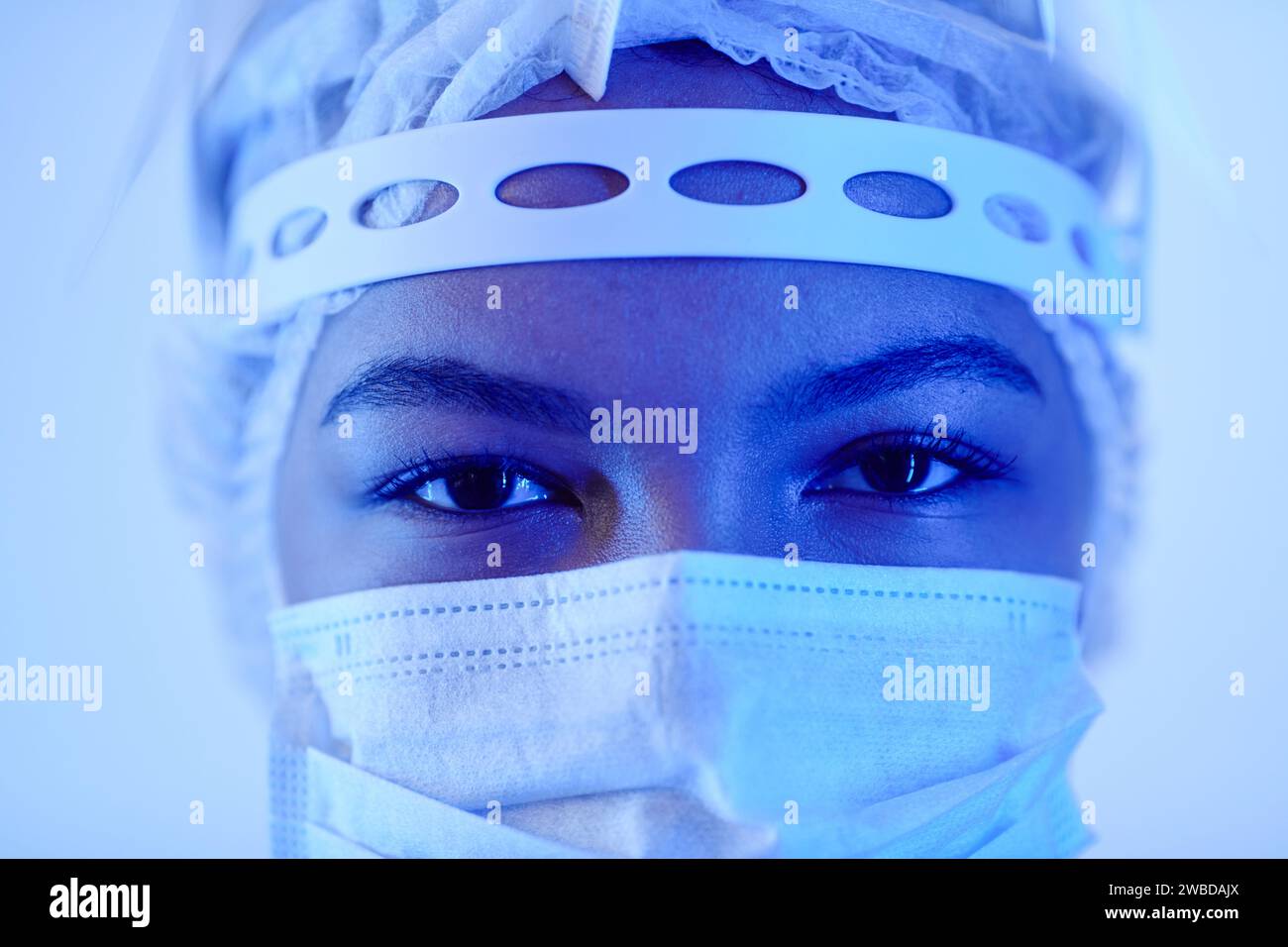 Extreme close up woman look hi-res stock photography and images - Alamy
