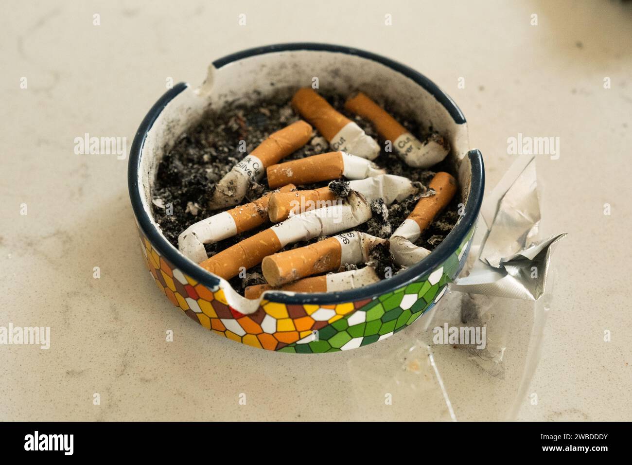 Cigarettes ash tray cancer hi-res stock photography and images - Alamy