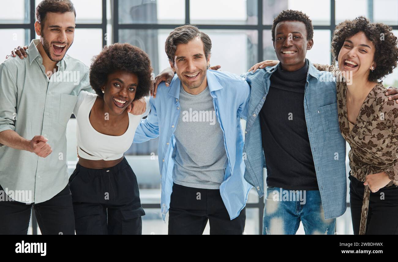 Student diverse group women hi-res stock photography and images - Alamy