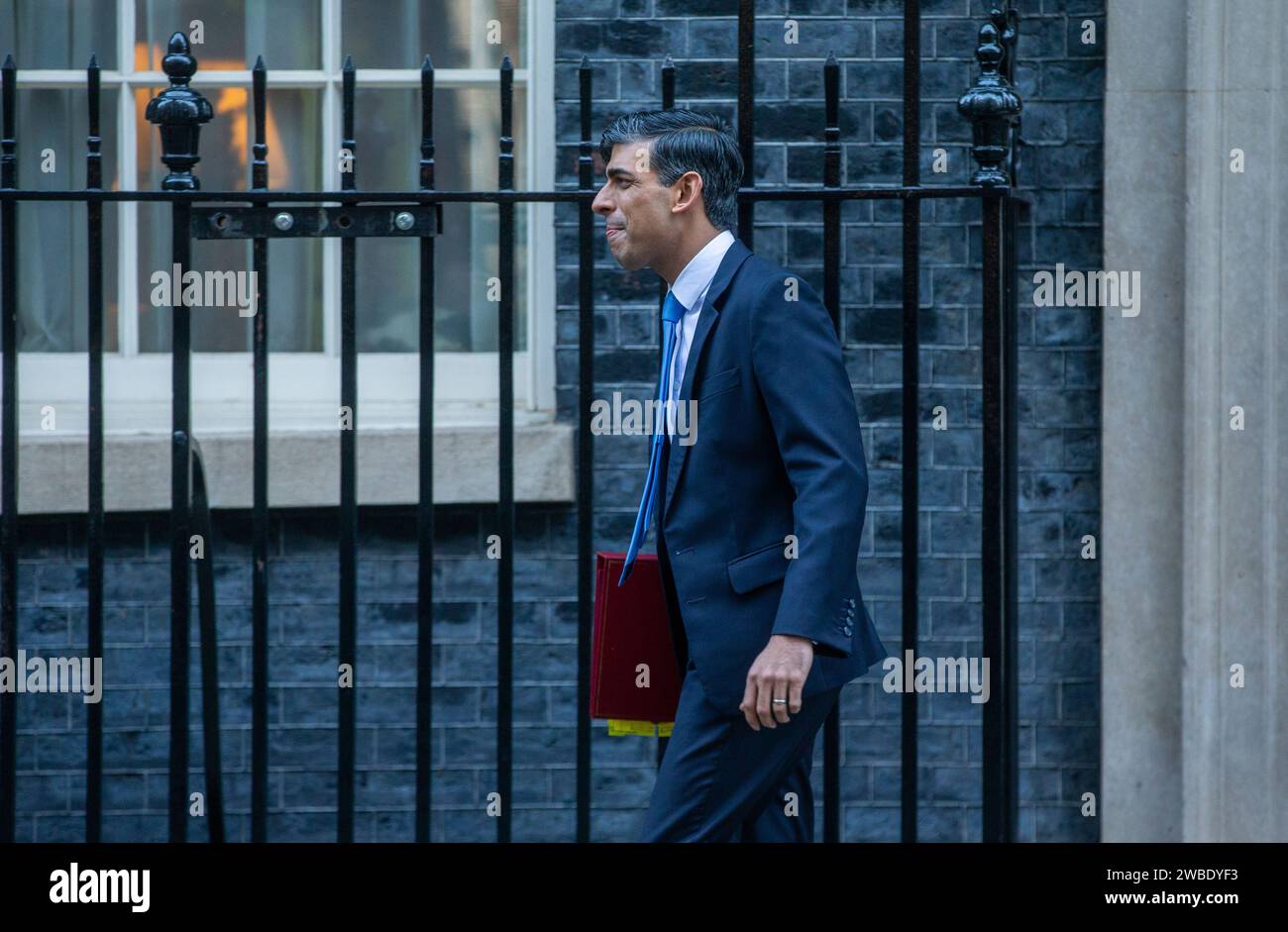 London England UK 10th Jan 2024 UK Prime Minister RISHI SUNAK   London England Uk 10th Jan 2024 Uk Prime Minister Rishi Sunak Leaves 10 Downing Street For The First Pmqs Of 2024 Credit Image Tayfun Salcizuma Press Wire Editorial Usage Only! Not For Commercial Usage! 2WBDYF3 