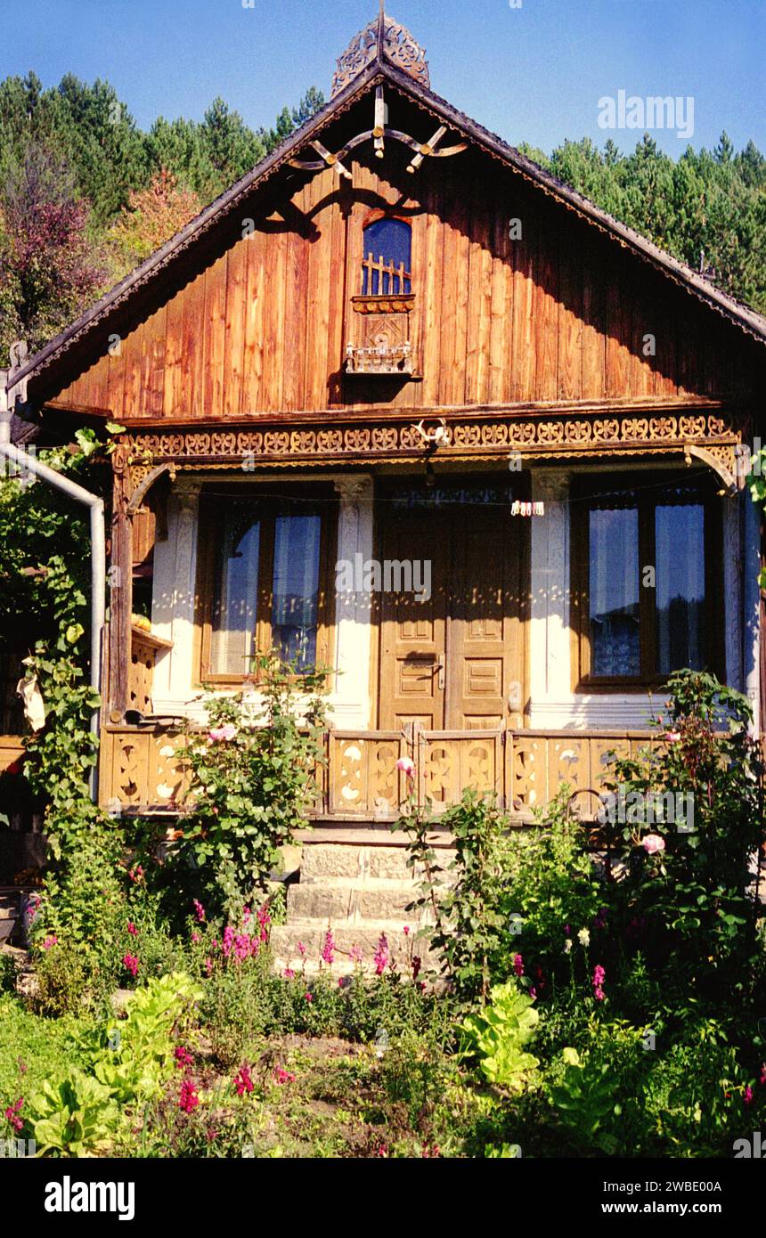 A beautiful traditional house in Negrileşti, Vrancea County, Romania, approx. 2001 Stock Photo