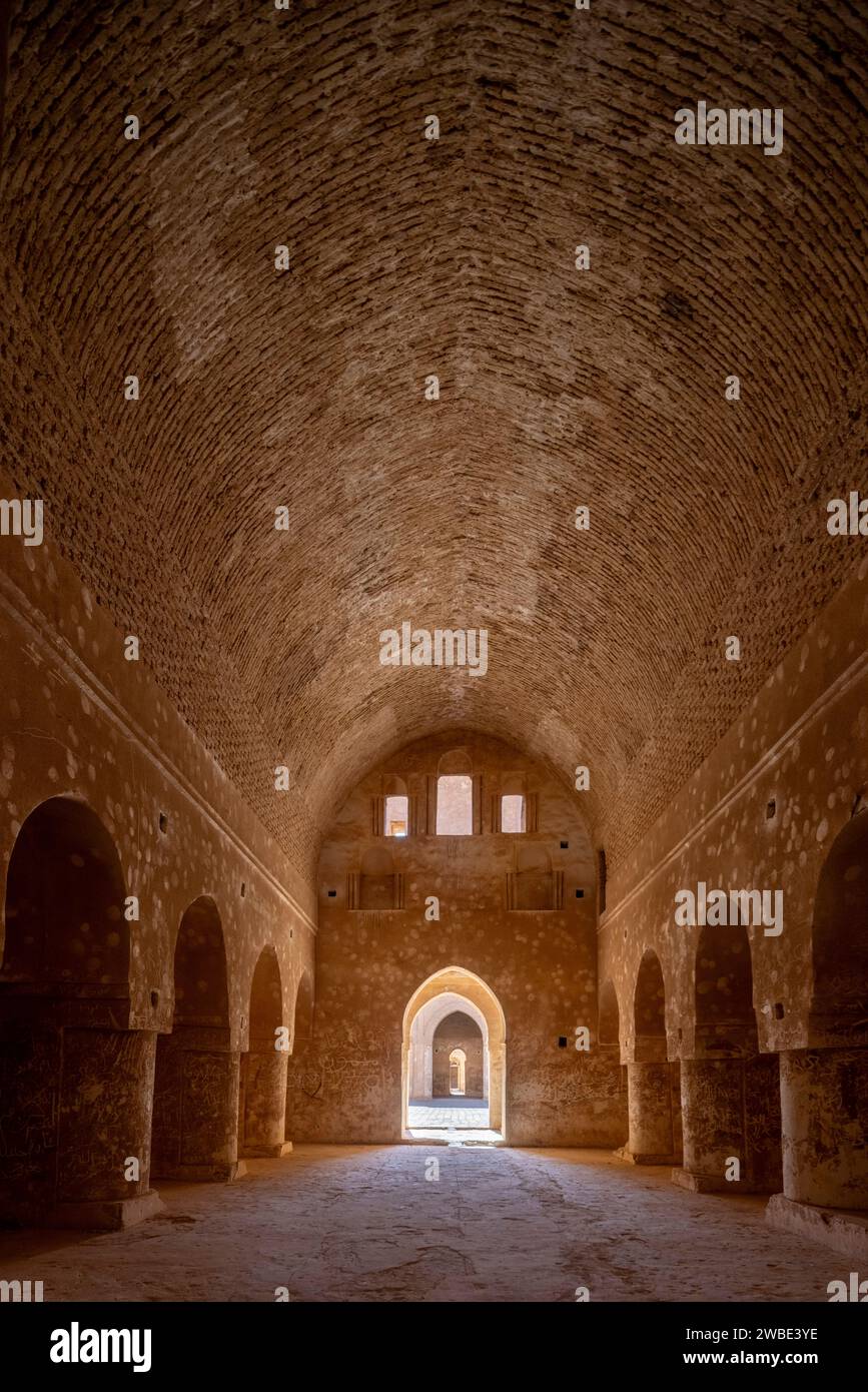 entrance hall, the Fortress of al-Ukhaidir or Abbasid palace of Ukhaider, Iraq Stock Photo