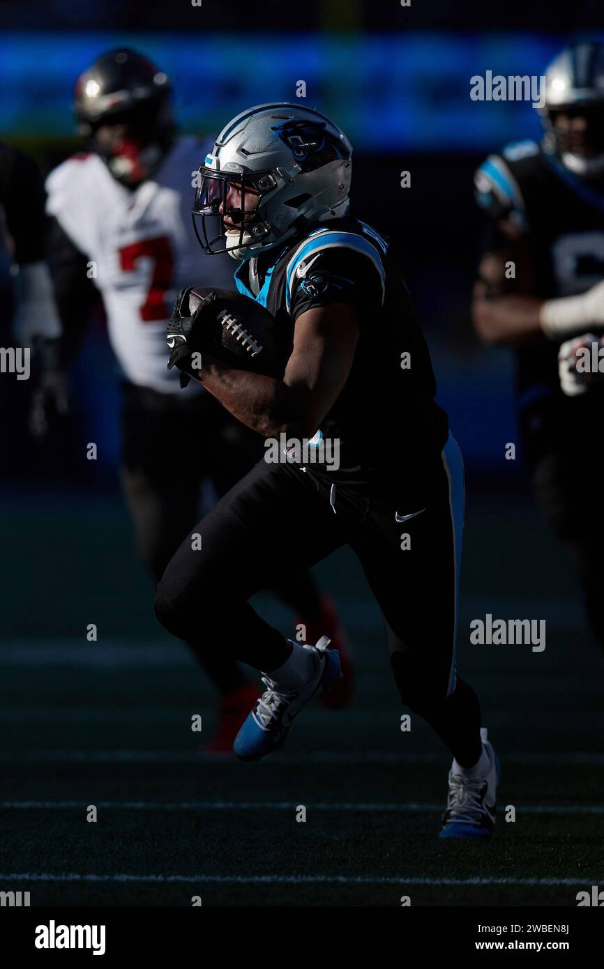 Carolina Panthers running back Raheem Blackshear (3) runs with the ball