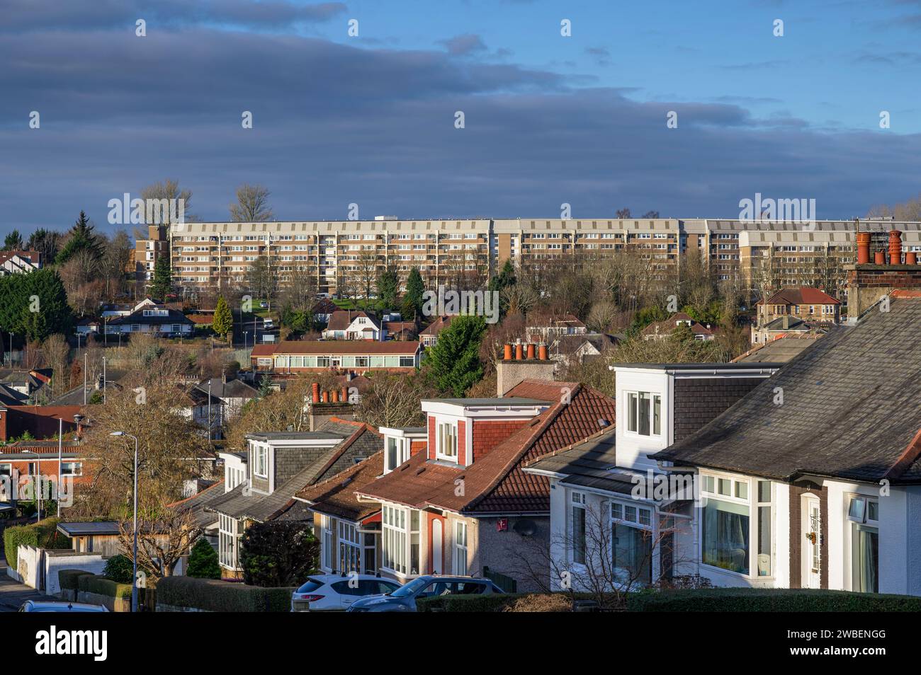 Giffnock houses hires stock photography and images Alamy