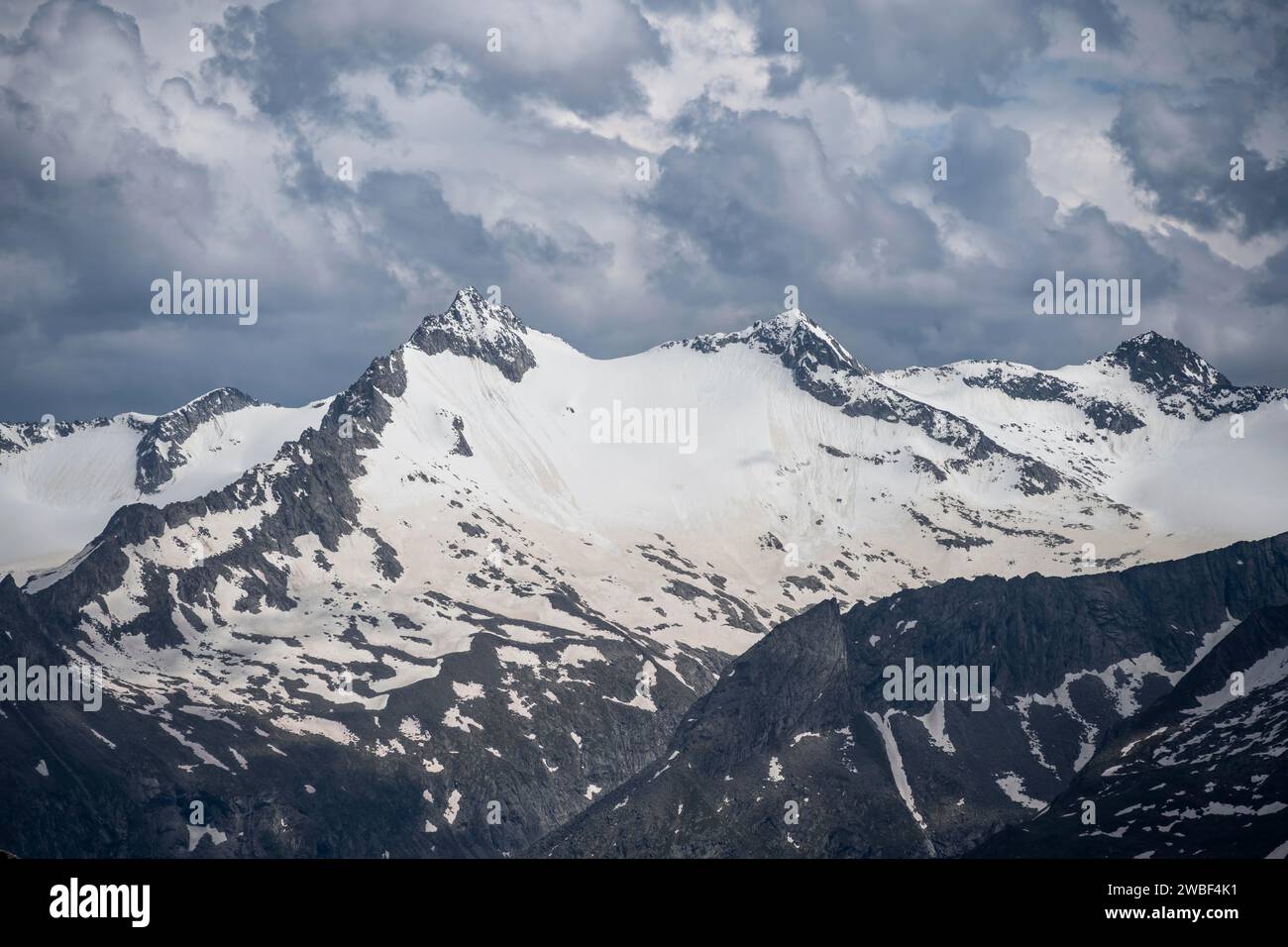Mountain panorama with glaciated mountain peaks, Hornspitze summit ...