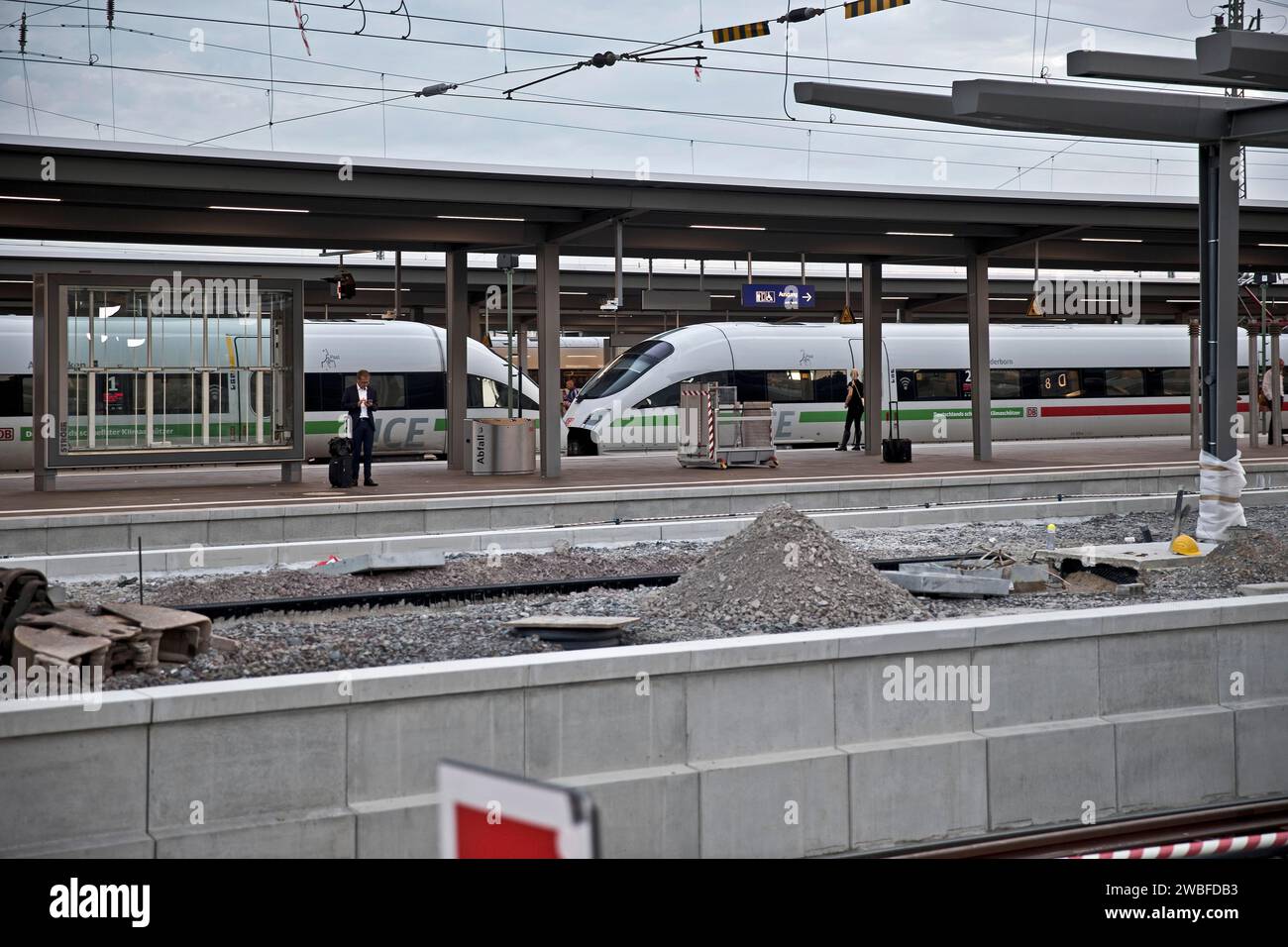 Construction site at dortmund main station hires stock photography and