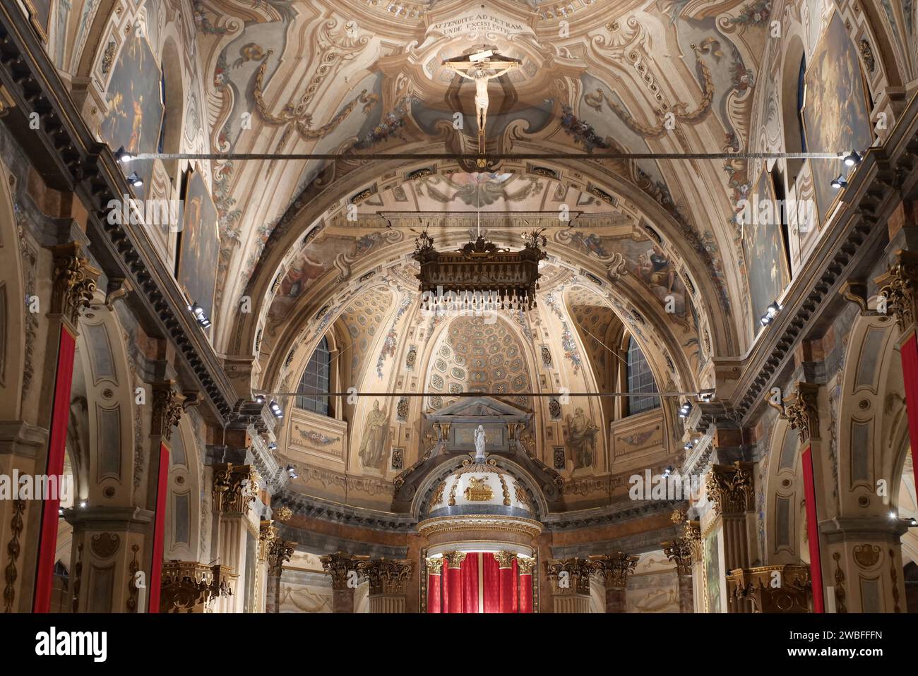 Interieur of San Martino basilic in Treviglio, Bergamo, Italy Stock Photo