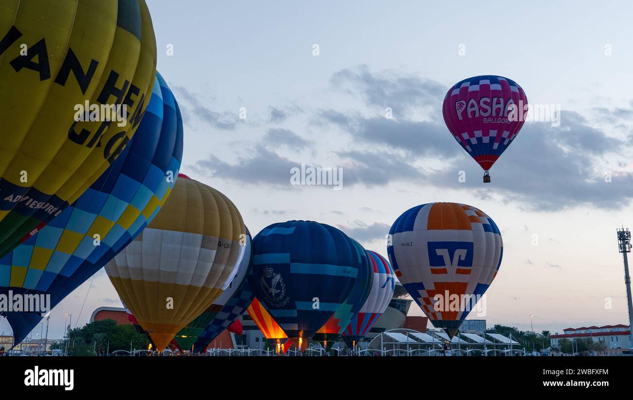 Hot air balloon doha hires stock photography and images Alamy