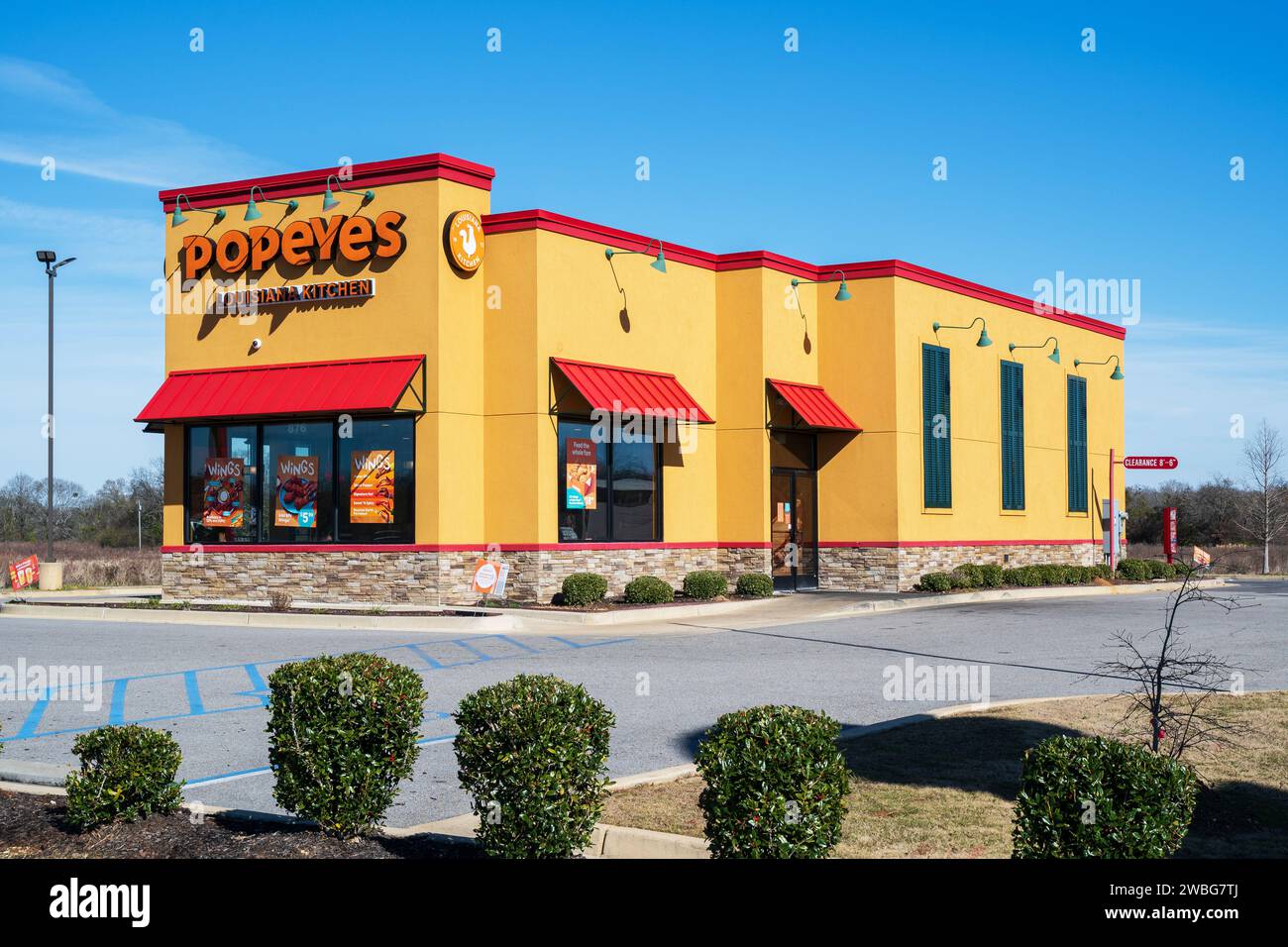 Popeyes Louisiana Kitchen, front exterior, fast food restaurant serving