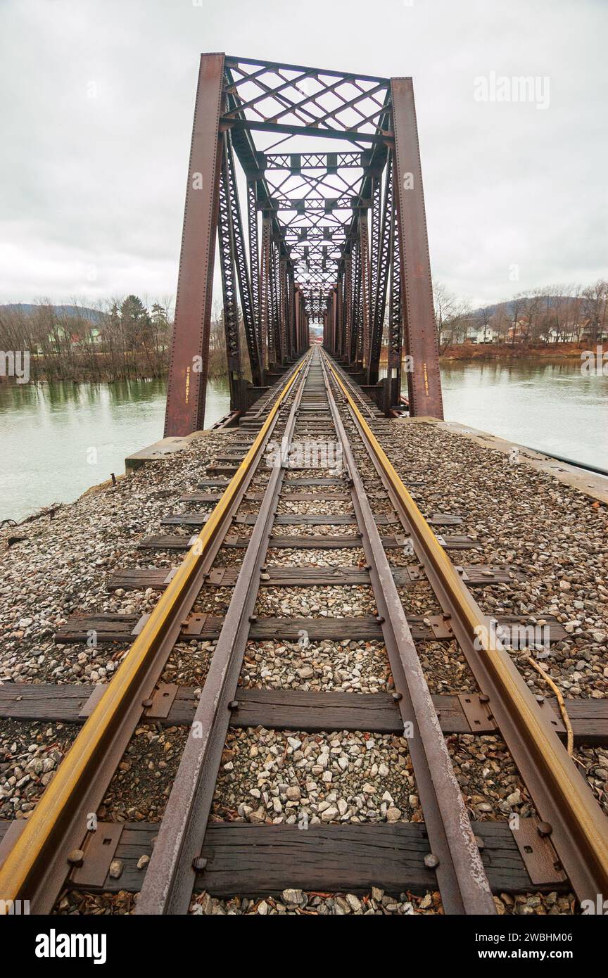 The Train trestle bridge across the Allegheny River, Warren, PA Stock