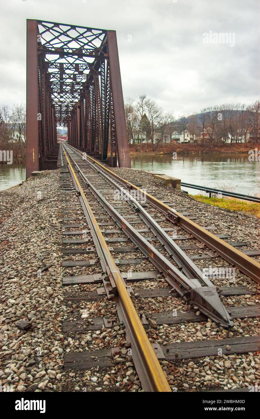 The Train trestle bridge across the Allegheny River, Warren, PA Stock