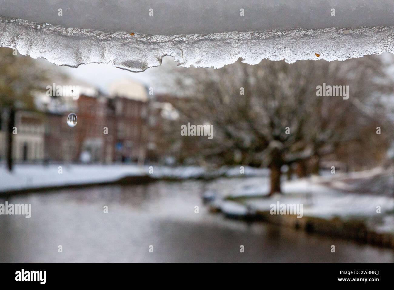 Melting paint hi-res stock photography and images - Alamy