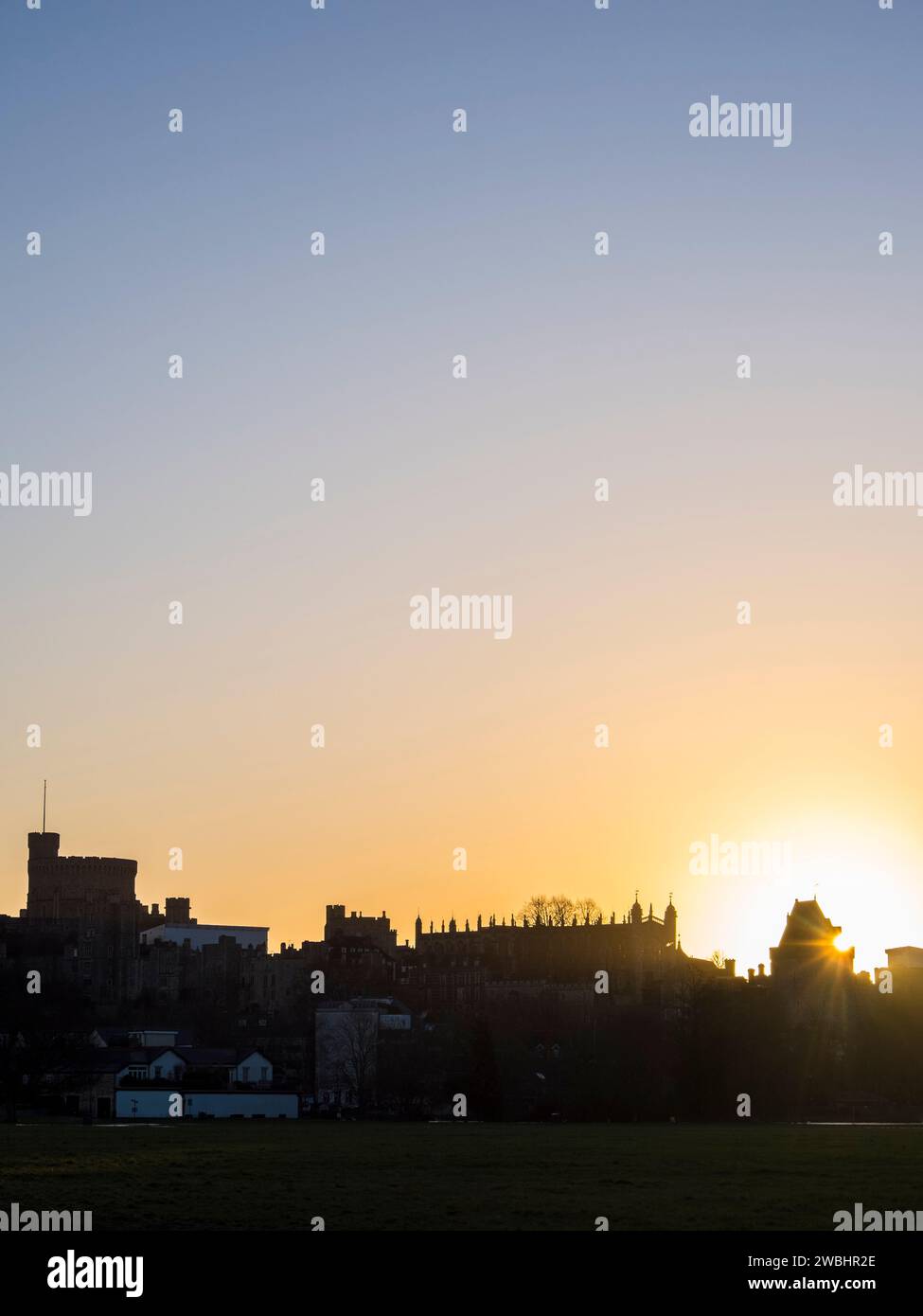 Sunrise Windsor Hi res Stock Photography And Images Alamy sunrise-windsor-hi-res-stock-photography-and-images-alamy