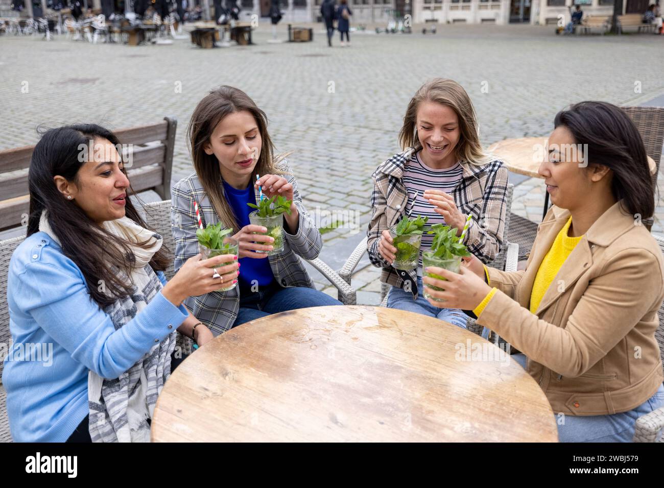Women enjoying a day out socializing together hi-res stock photography ...