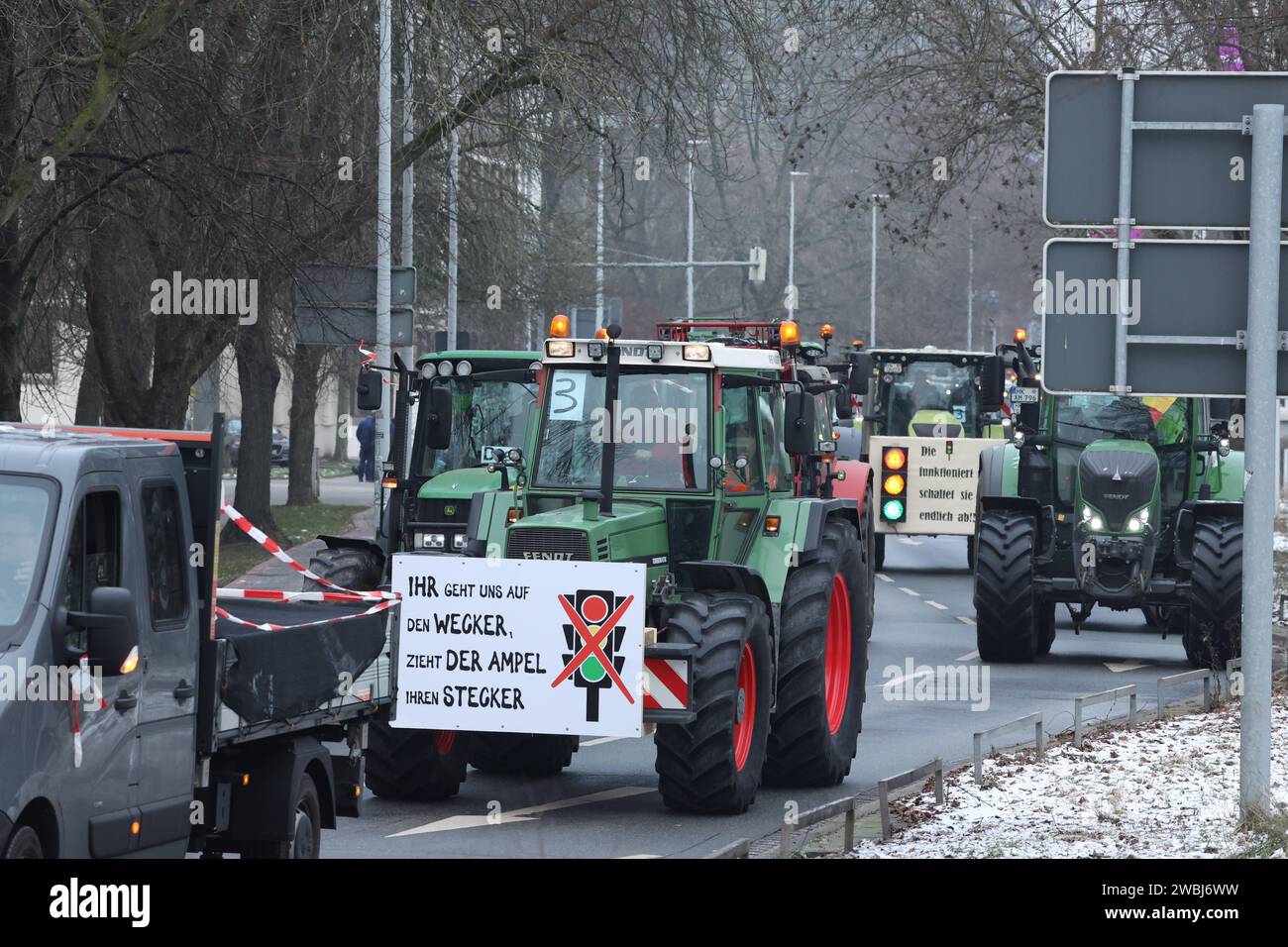 Niedersachsen, Bauernproteste in Hannover, Großdemonstration in der Landeshauptstadt , Trecker