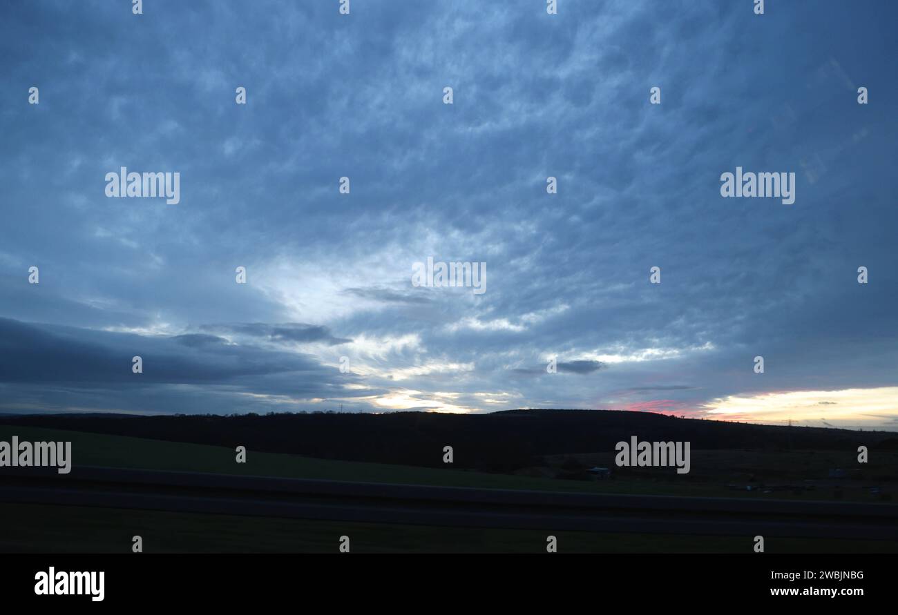 Himmel 05.01.2024, Schwabhausen, Wolken am Himmel *** Sky 05 01 2024, Schwabhausen, Clouds in the sky Stock Photo