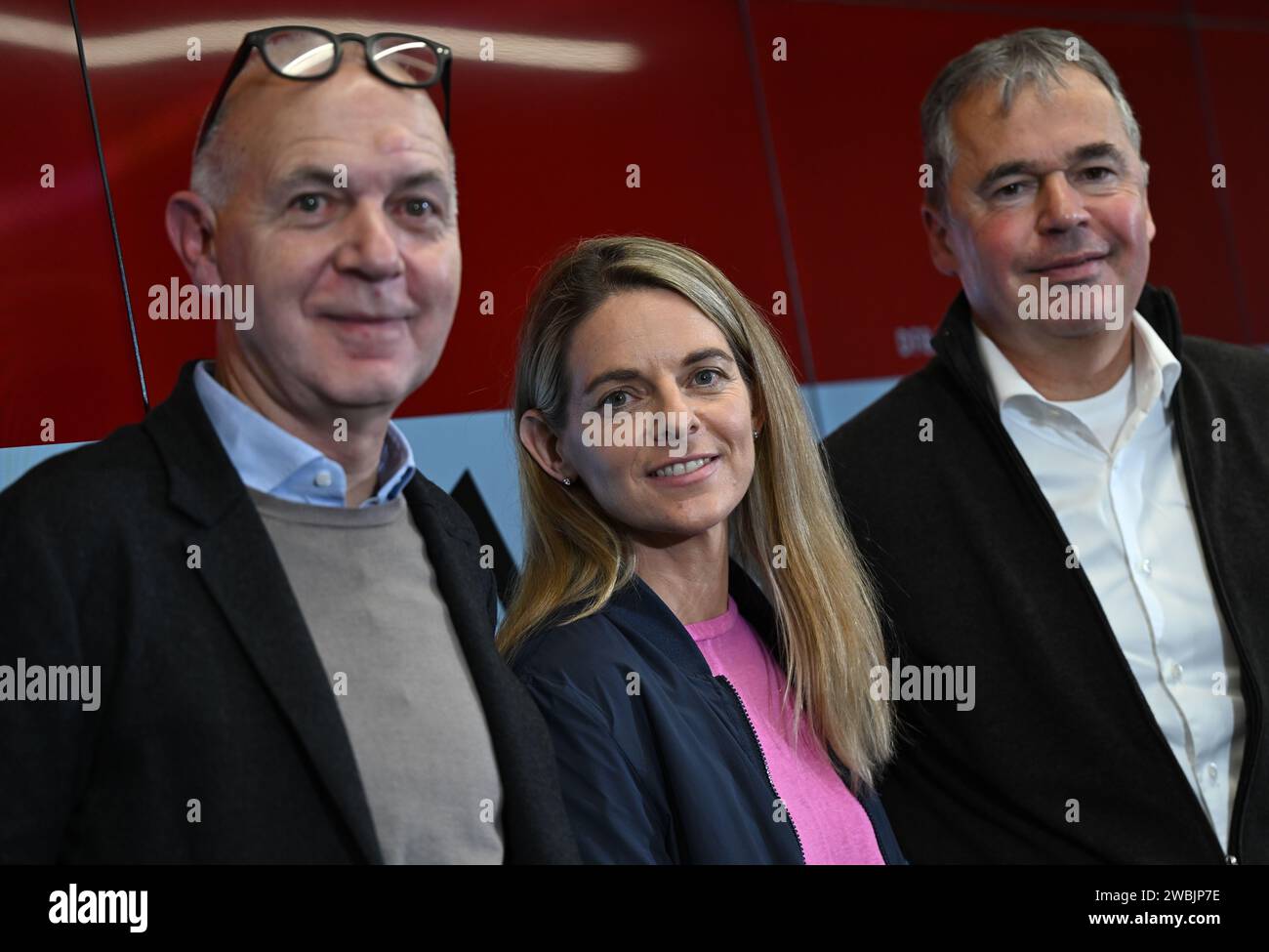 11 January 2024, Hesse, Frankfurt/Main: Nia Künzer (M), new DFB Sports Director for Women's Football, Bernd Neuendorf (l), President of the German Football Association (DFB), and Andreas Rettig, DFB Managing Director Sport, stand together at the DFB Campus following the press conference. The 43-year-old former national team player from Wetzlar took up the newly created post on January 1. Photo: Arne Dedert/dpa Stock Photo