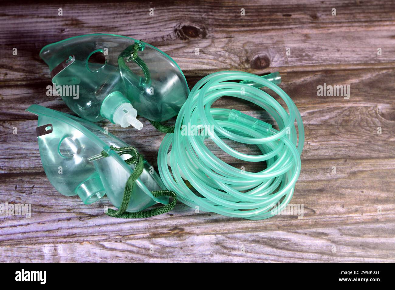 Oxygen mask, a mask that provides a method to transfer breathing oxygen