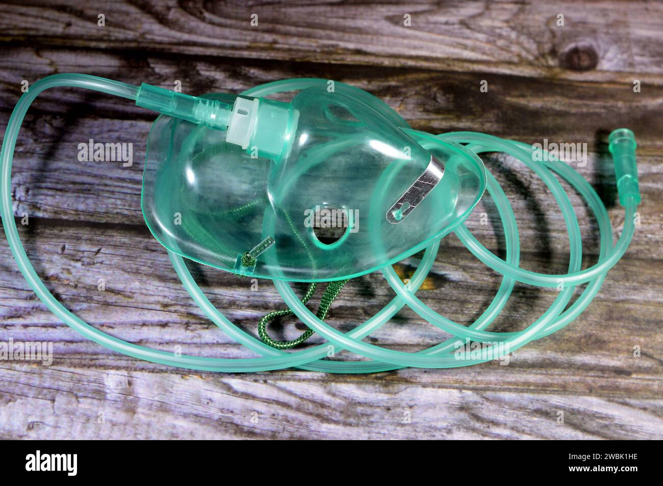 Oxygen mask, a mask that provides a method to transfer breathing oxygen