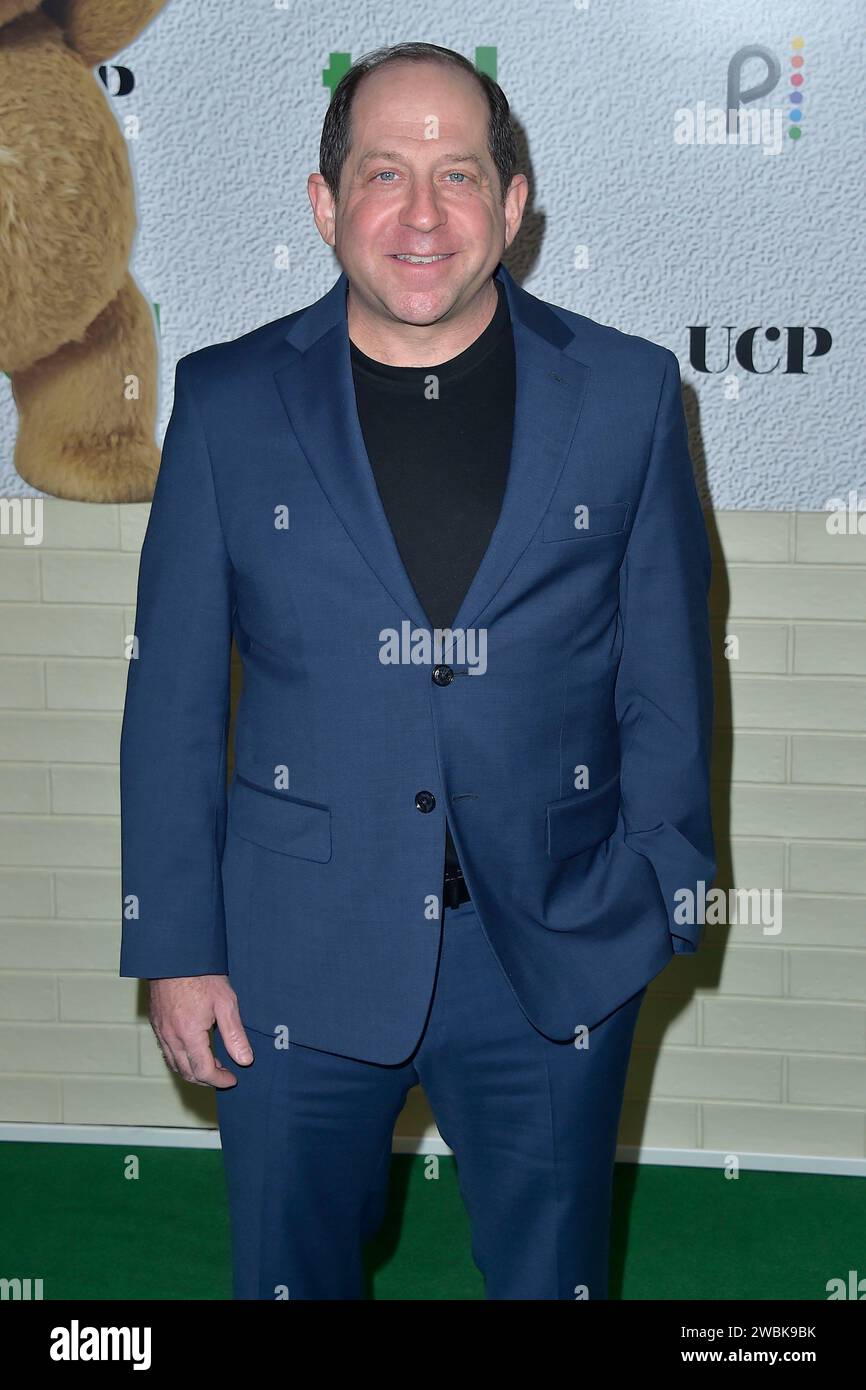 Jason Kravits bei der Premiere der Peacock Serie 'Ted' im AMC The Grove. Los Angeles, 10.01.2024 Stock Photo