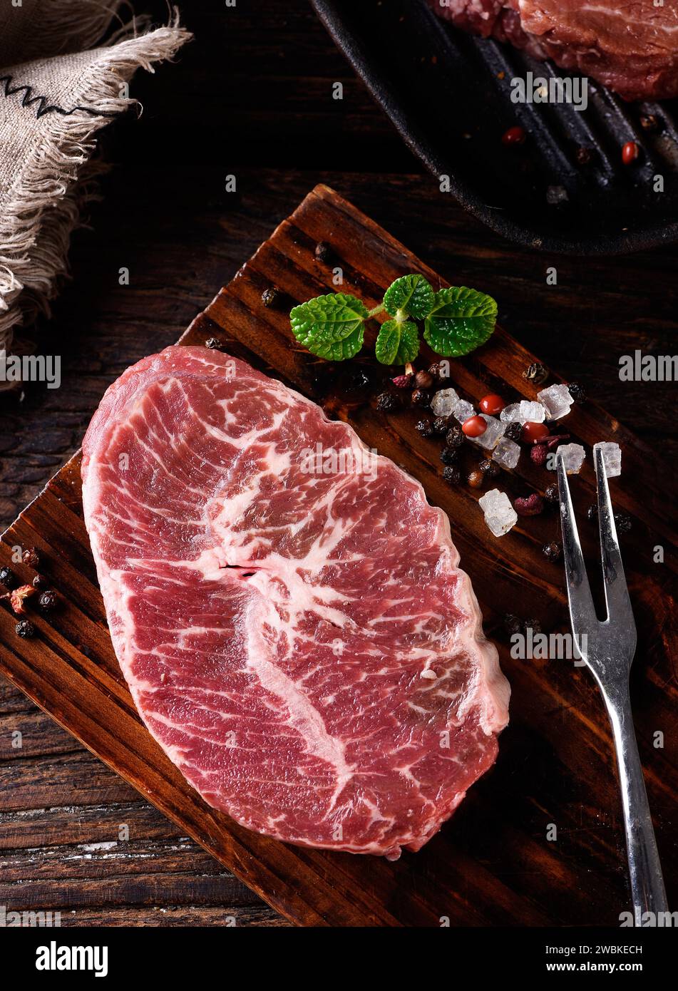 Images of raw meat, images of raw beef, images of raw pork, images of meat processed in