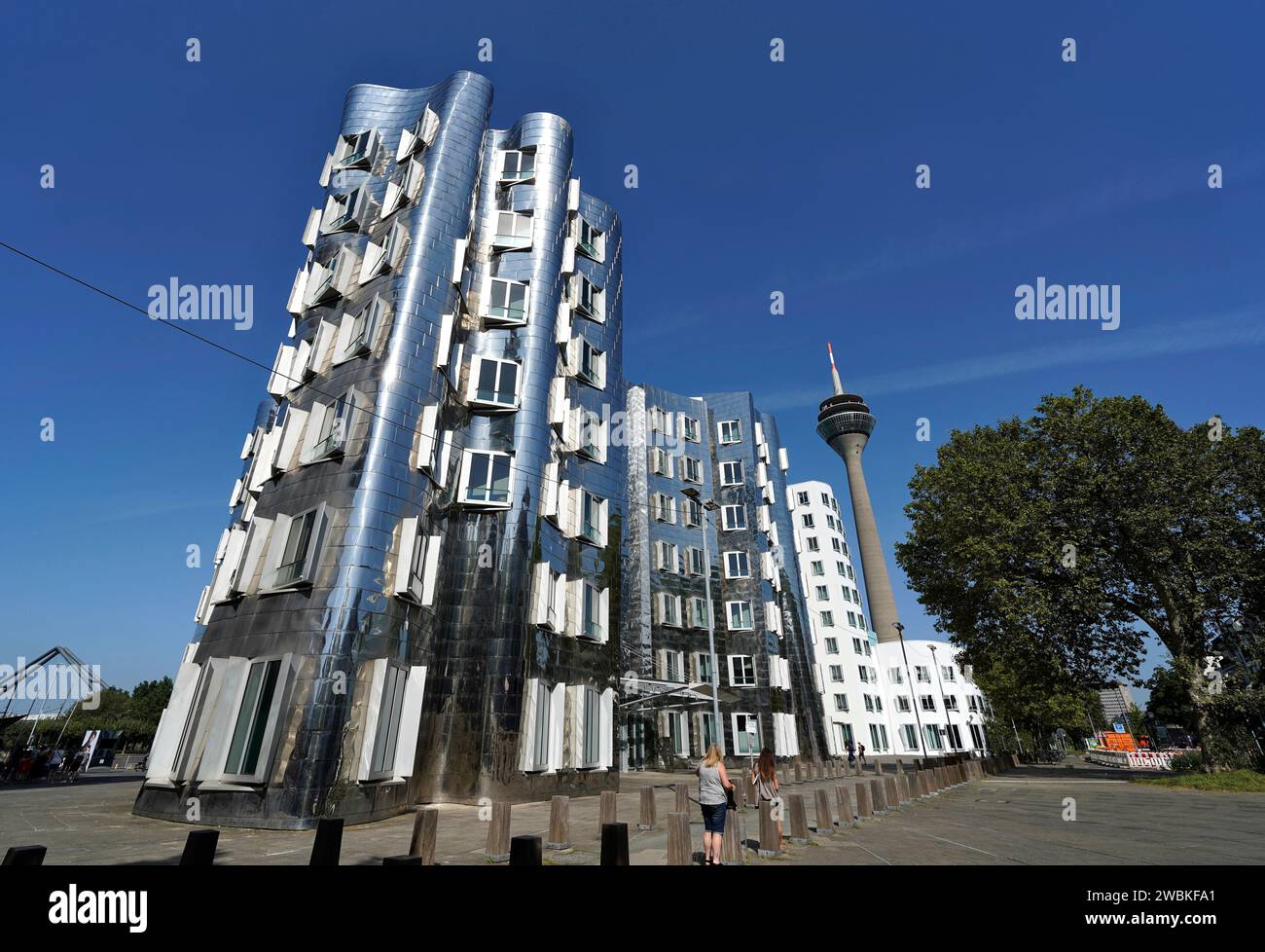 Germany, North Rhine-Westphalia, Düsseldorf, Medienhafen, residential complex Neuer Zollhof by Frank Gehry Stock Photo
