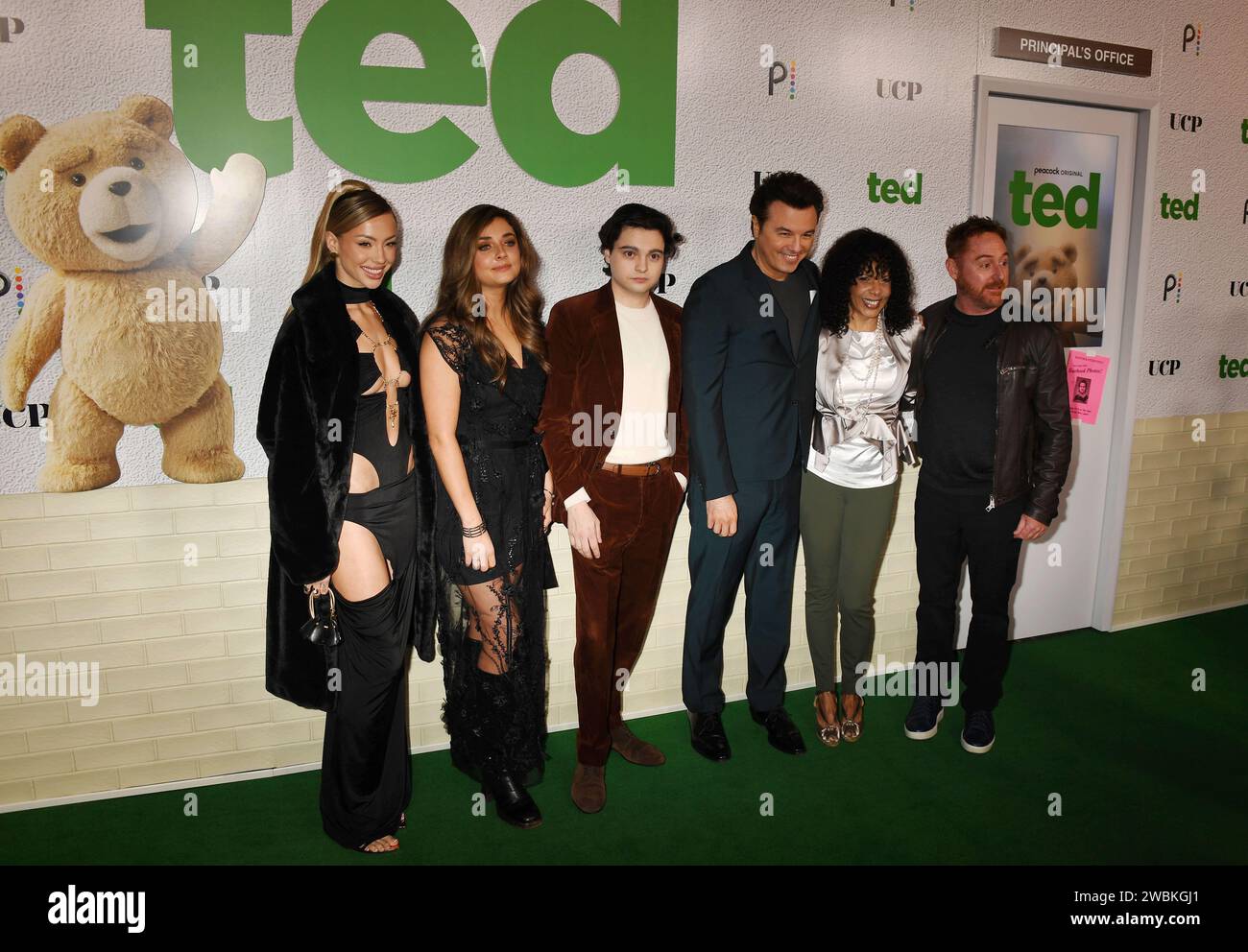 LOS ANGELES, CALIFORNIA - JANUARY 10: (L-R) Charly Jordan, Giorgia