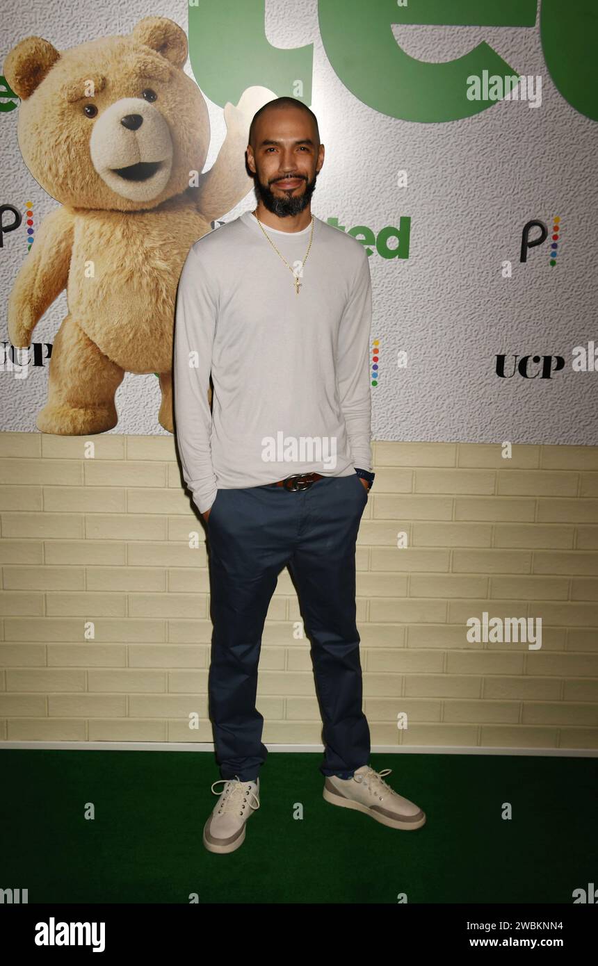 Jason Banks LOS ANGELES, CALIFORNIA - JANUARY 10: Jason Banks attends the premiere
