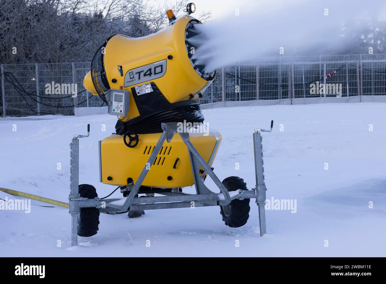 Schneekanone Oberhof 10012024 Eine Schneekanone für kuenstliche