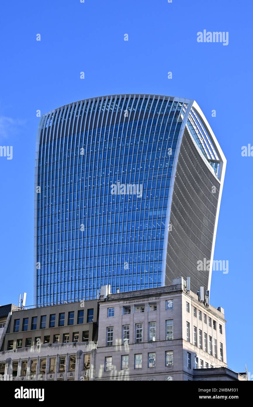 Unusual skyscraper 20 Fenchurch Street dominating traditional city