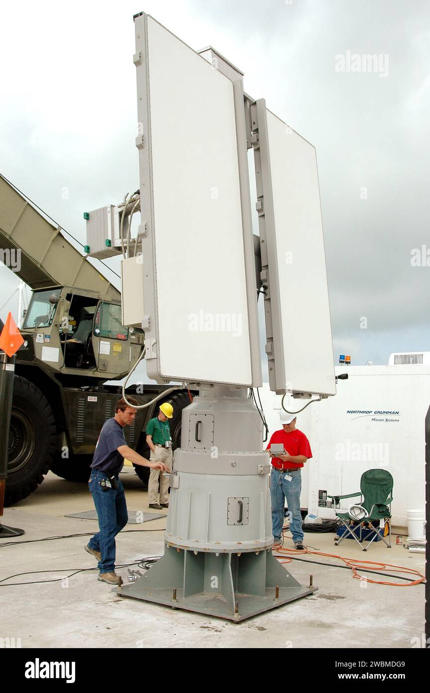 KENNEDY SPACE CENTER, FLA. An Xband Doppler radar array is being