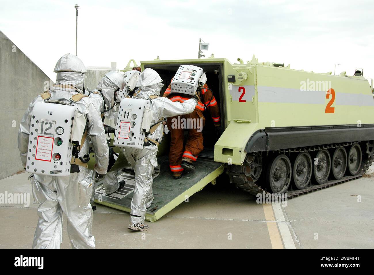 Space Rescue Container Ramps Nasa communications carrier hi-res stock photography and images - Alamy