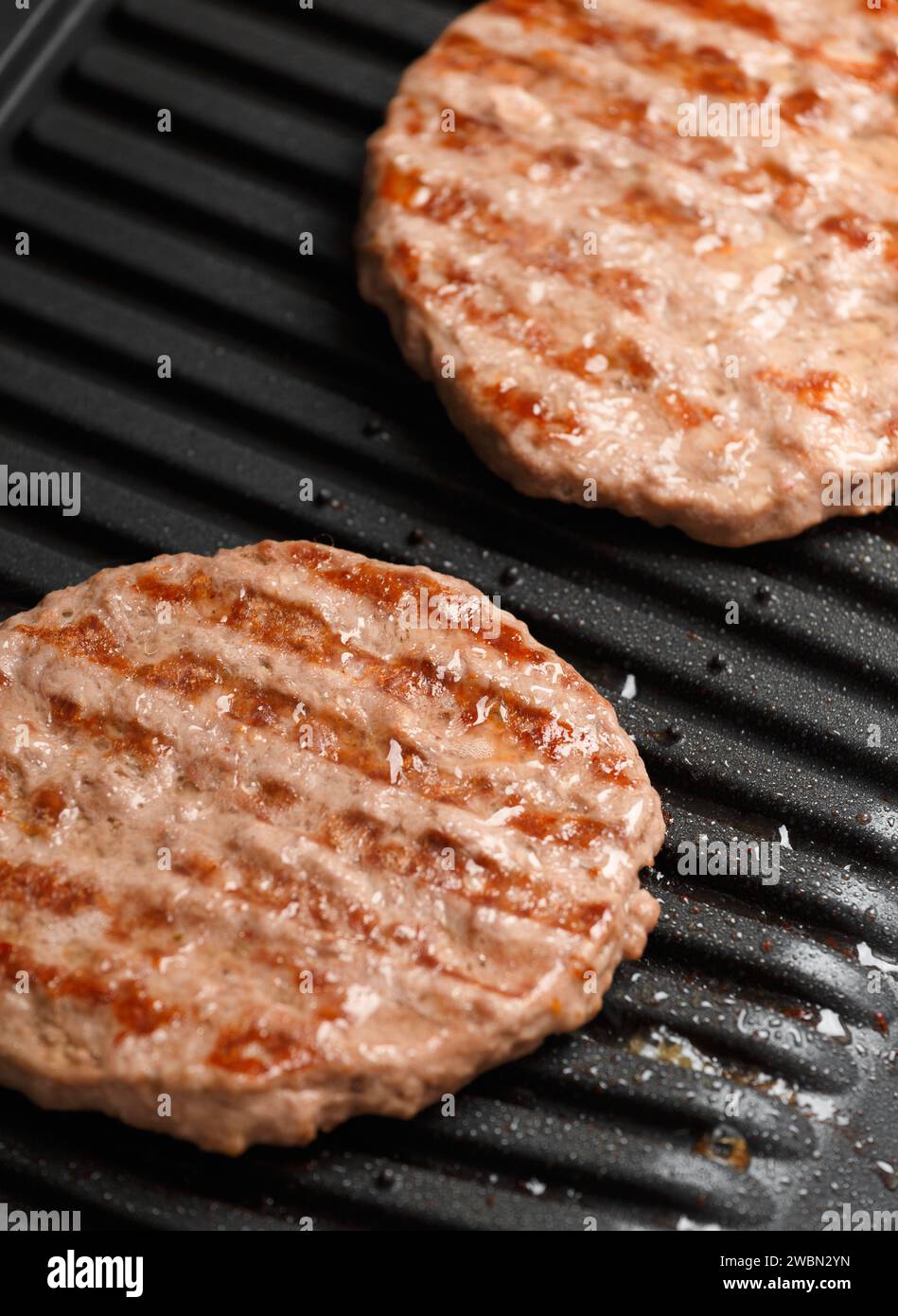 Electric grill hires stock photography and images Alamy