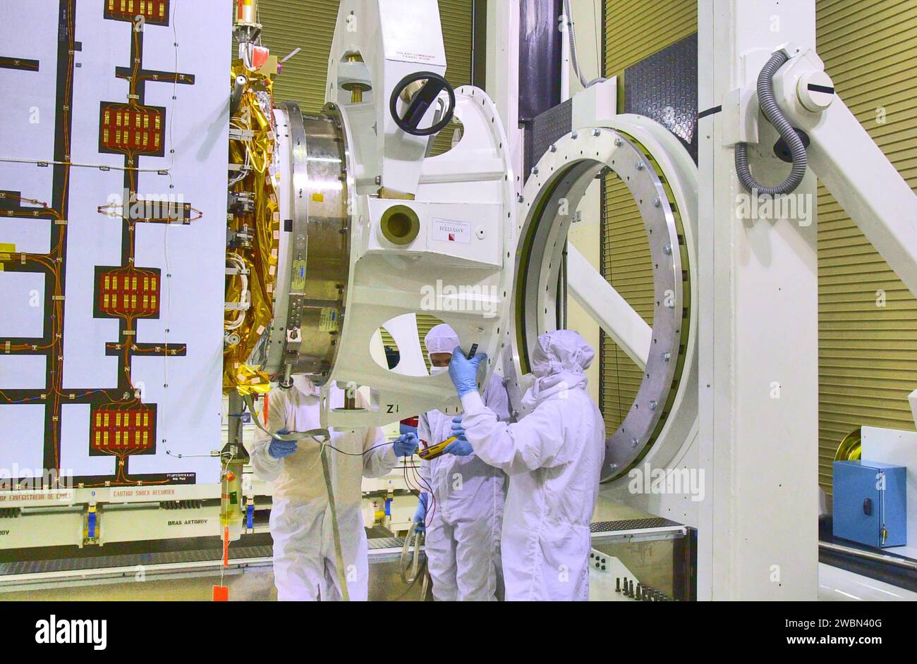 KENNEDY SPACE CENTER, FLA. - Inside the Astrotech Payload Processing ...