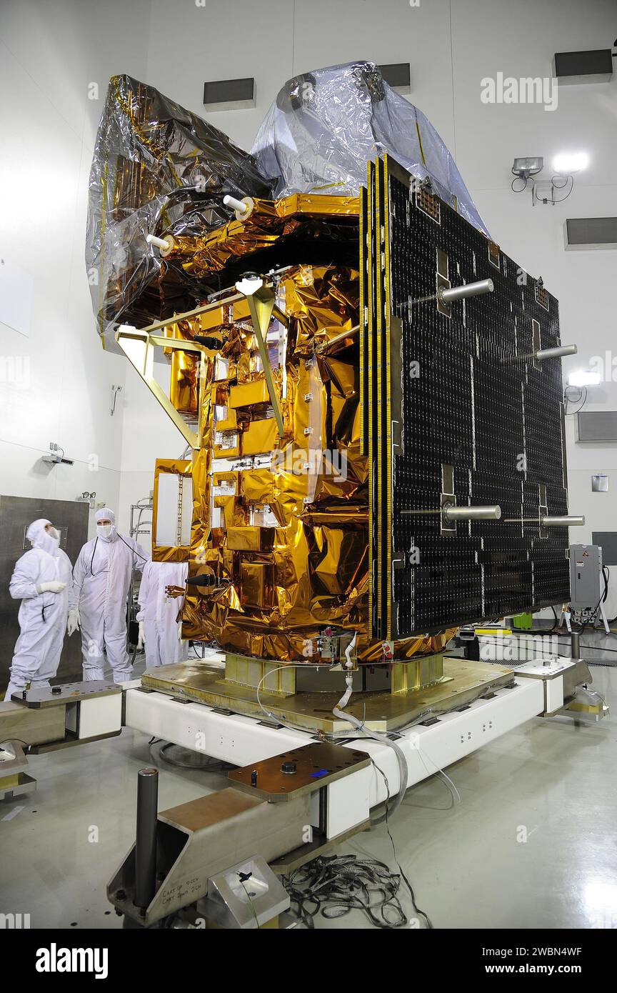 VANDENBERG AFB, Calif. -- At the Astrotech processing facility at ...