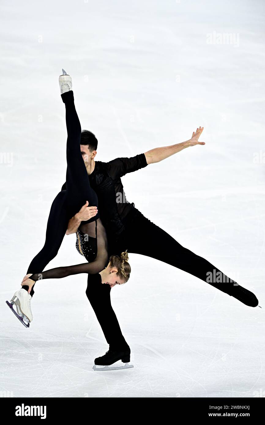 Minerva Fabienne HASE & Nikita VOLODIN