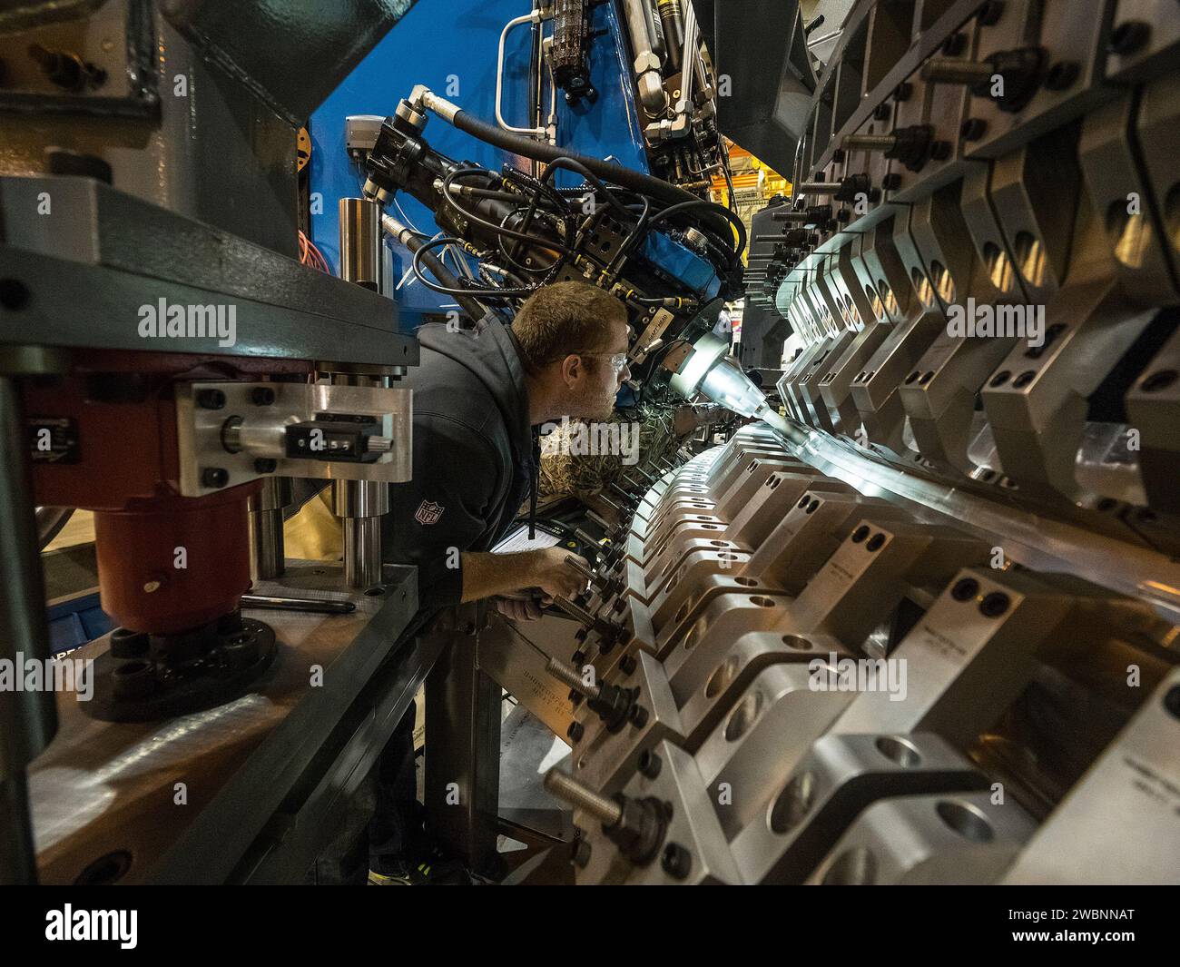 Lockheed Tools Lockheed Martin completed the closeout weld of the pathfinder pressure ...