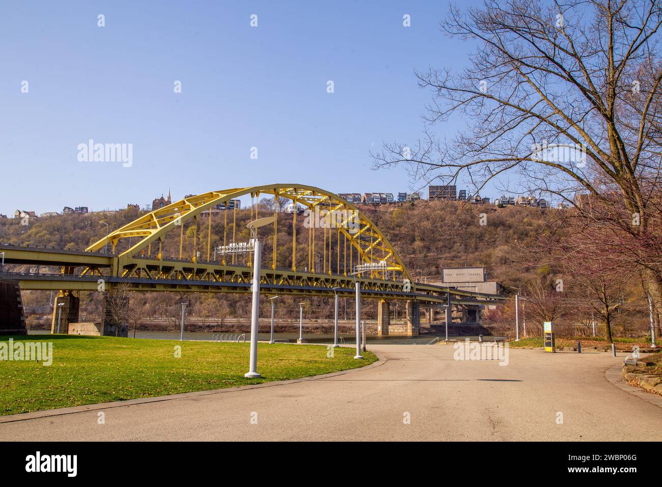 Fort Pitt Bridge in Pittsburgh Pennsylvania Stock Photo - Alamy