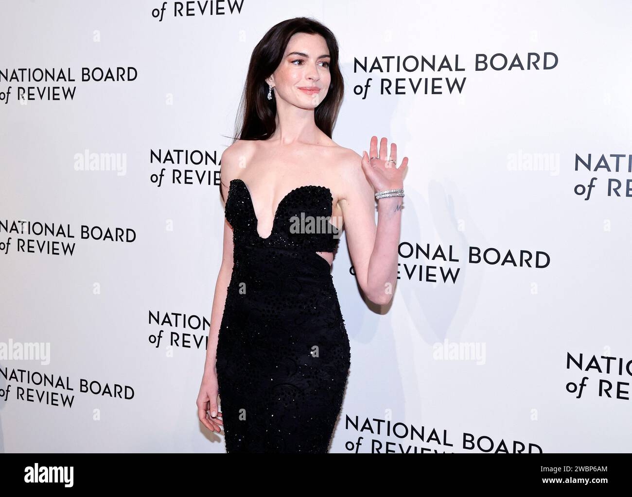 Anne hathaway 2024 hi-res stock photography and images - Alamy