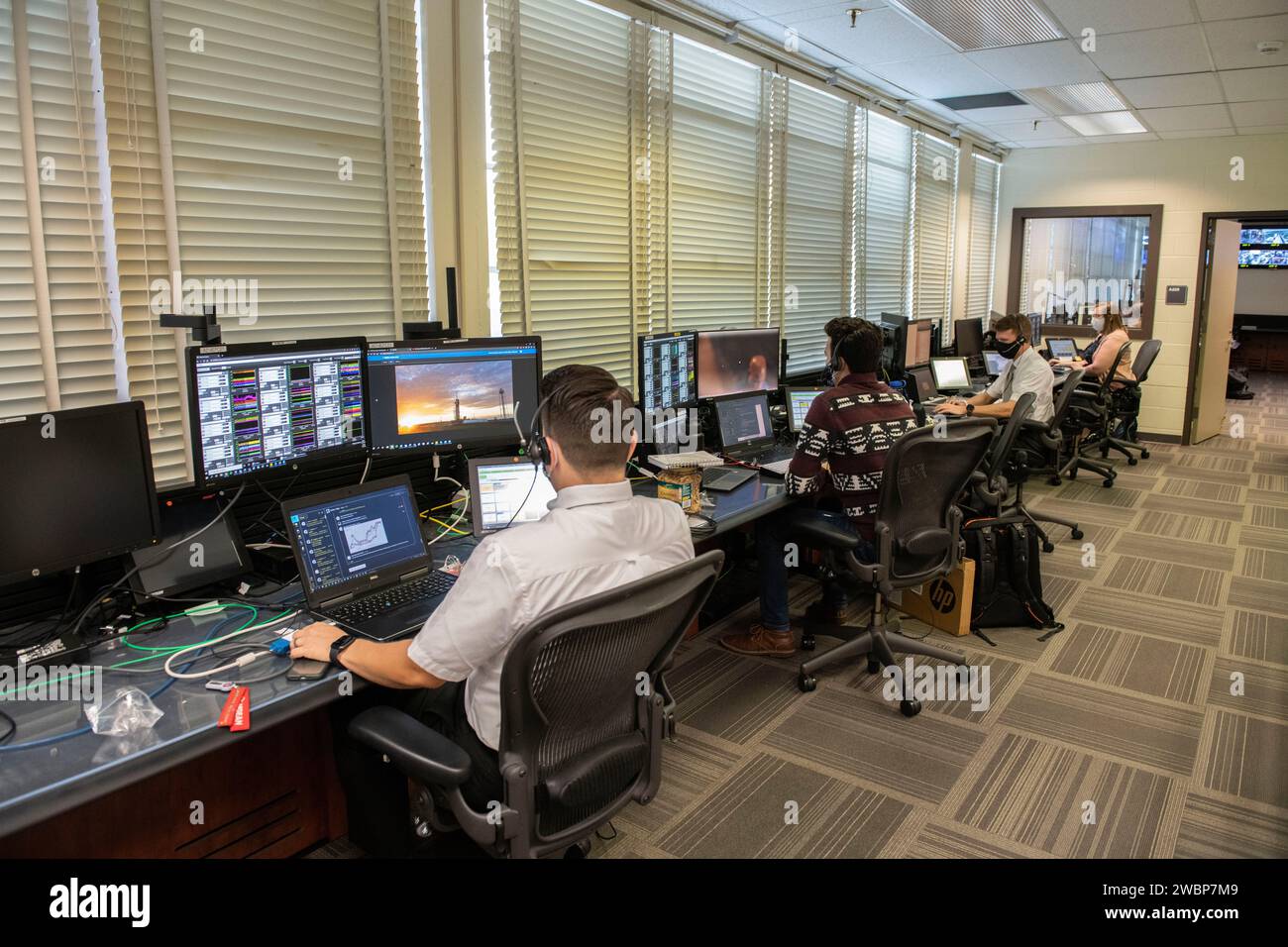 Teams at NASA’s Marshall Space Flight Center help monitor launch ...