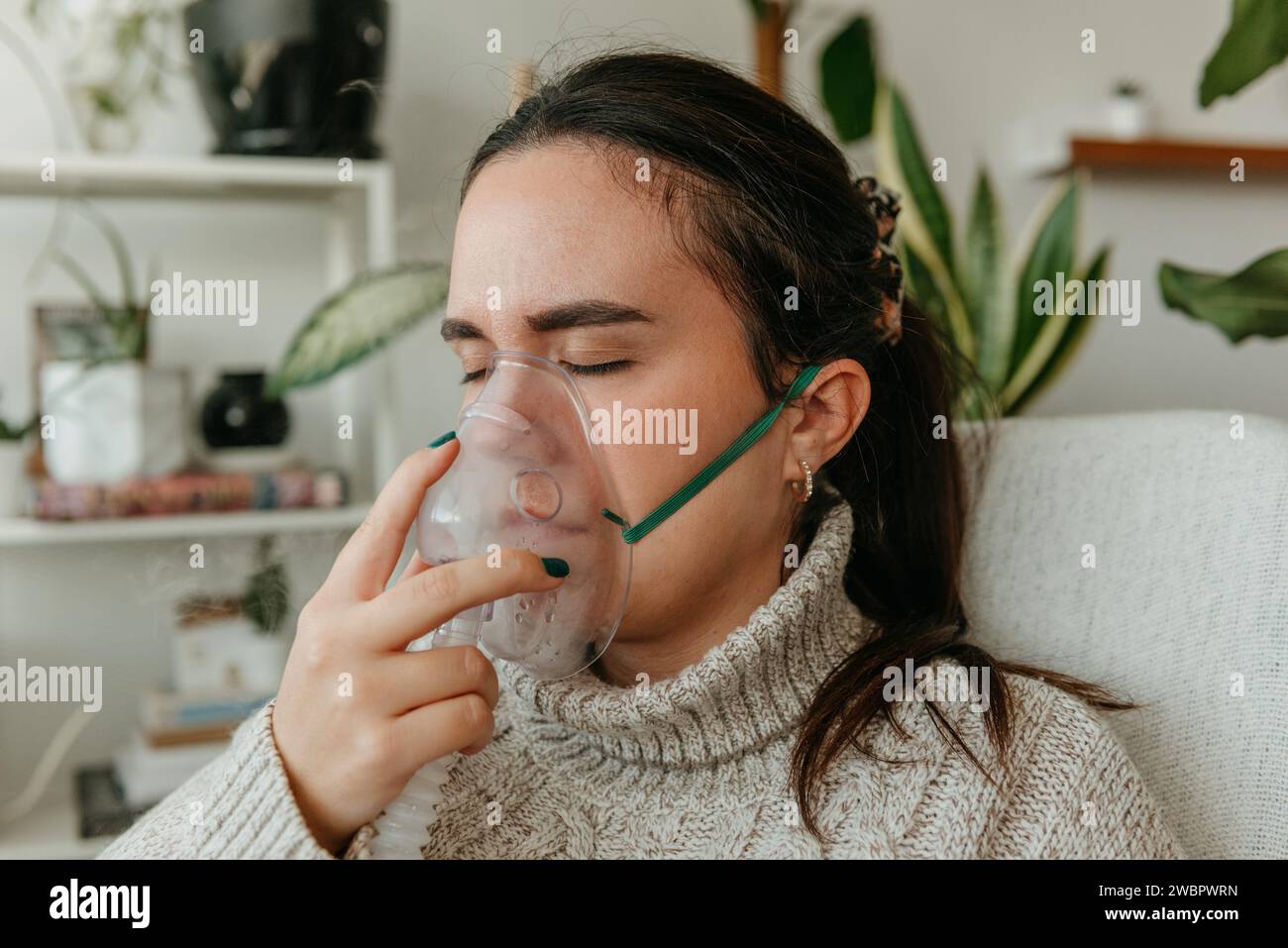 Respiratory mask hi-res stock photography and images - Alamy